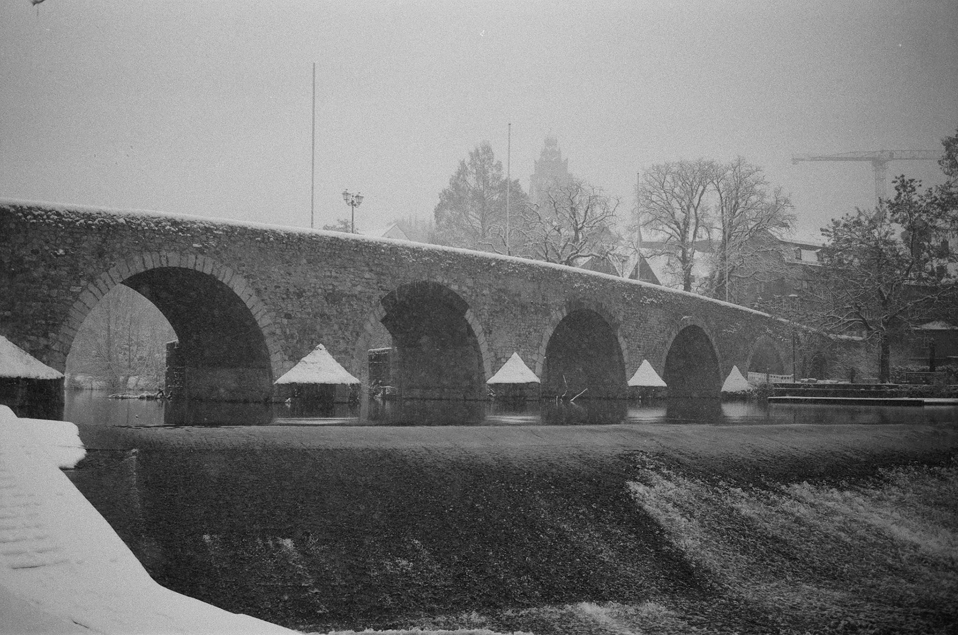 Alte Lahnbrücke im Winter, Wetzlar, Leica M4, Voigtländer Ultron 35mm F2.0, Agfa 100APX