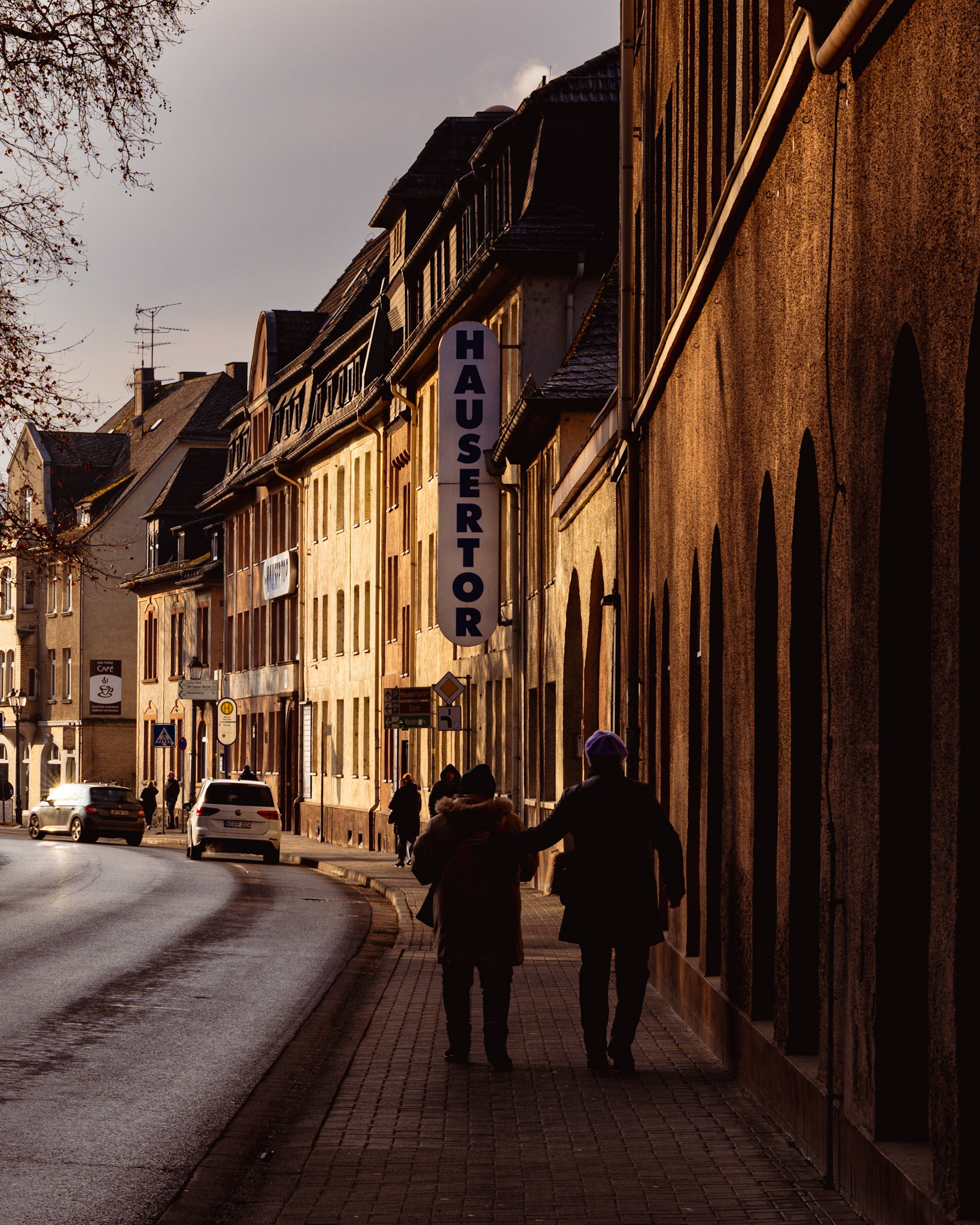 Hausertorstraße in der Wintersonne in Wetzlar