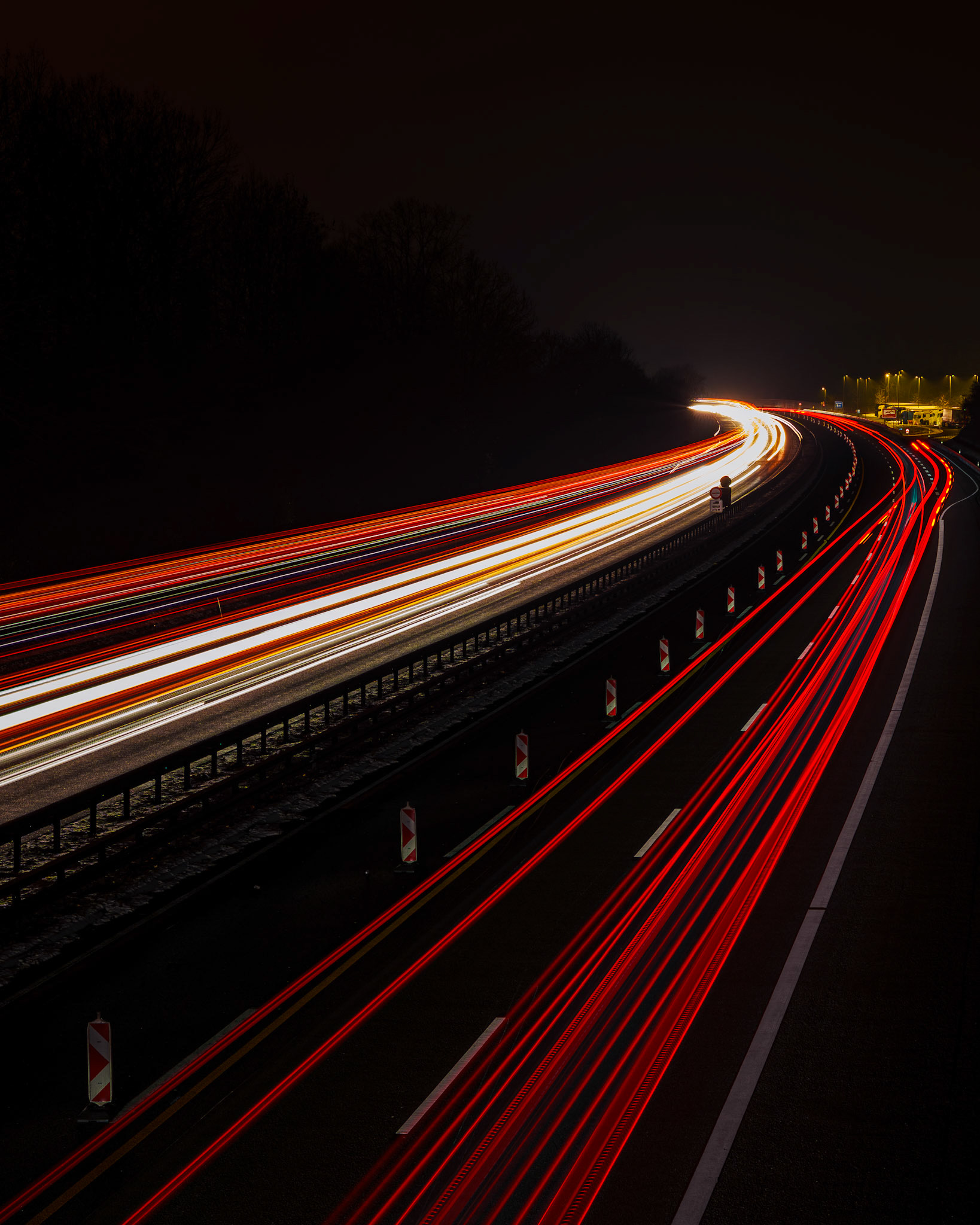 Lichtspuren auf der A45 bei Wetzlar Naunheim