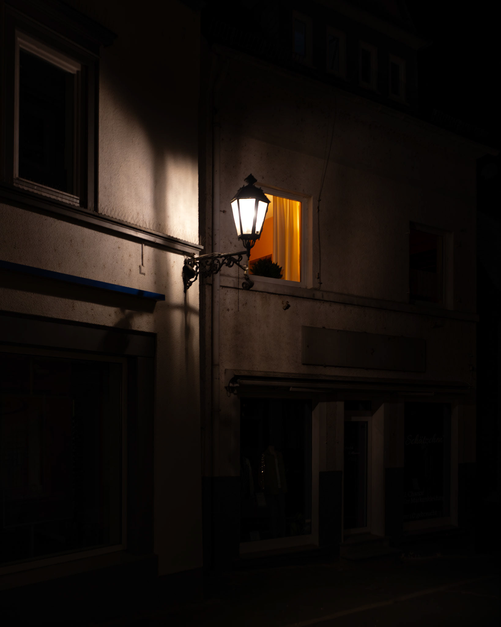 Über dem Lädchen "Schätzchen"