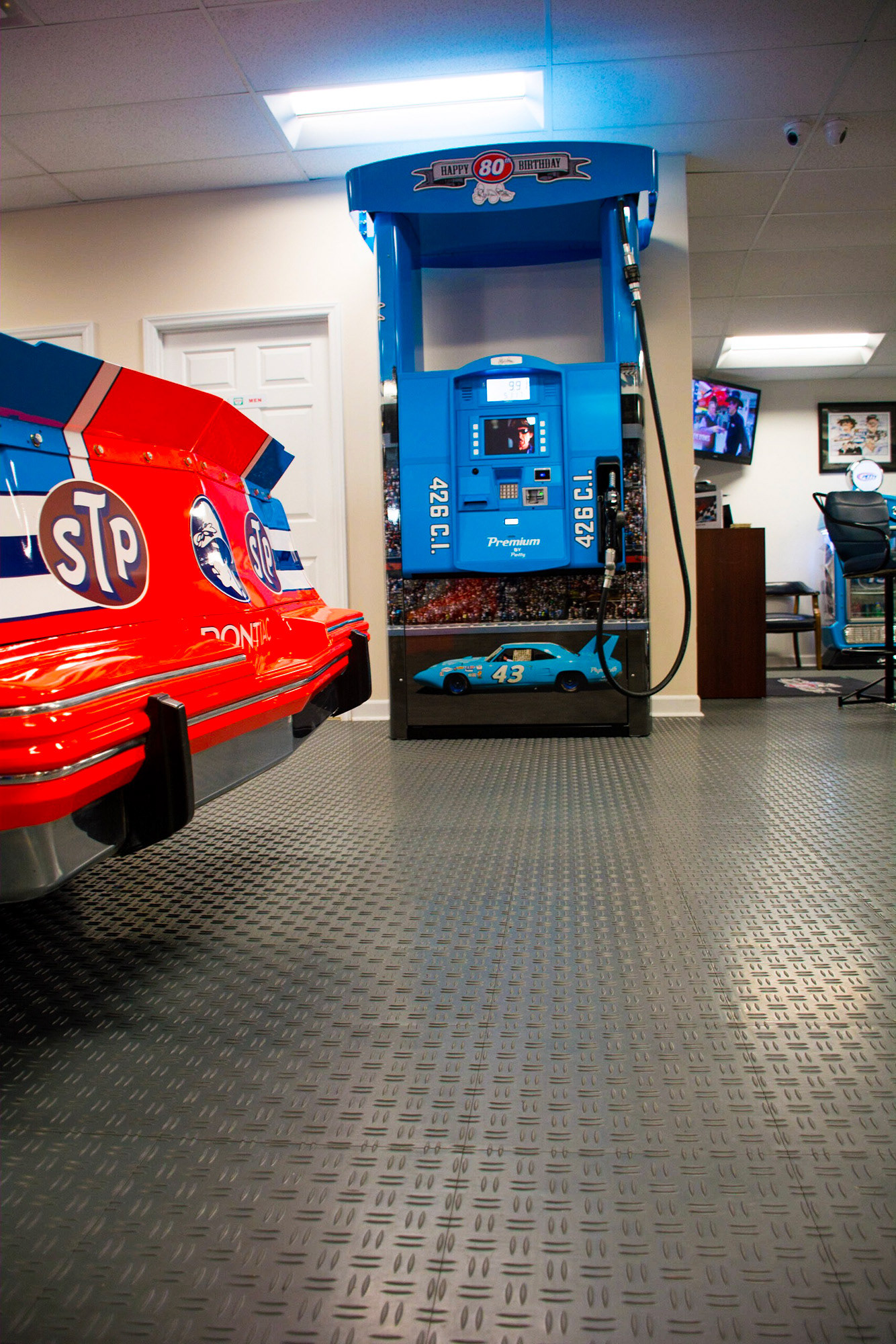 Dispenser Design for Richard Petty 80th Birthday