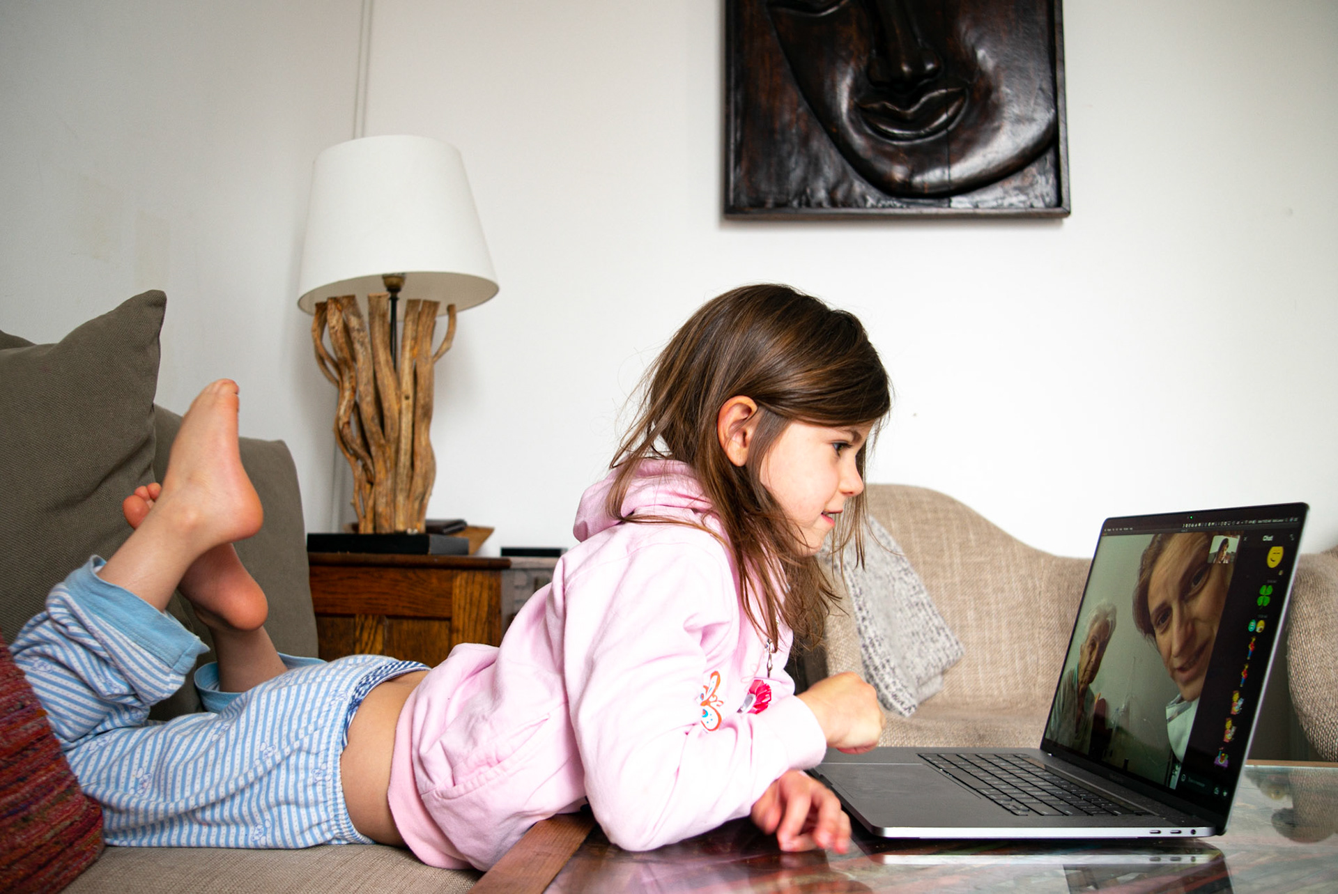 Sophie at home in Barcelona while being in mandatory lockdown, talks to her mother and grandmother. Due to the Covid-19 crisis, her mother is been stranded in Milan Italy for the past two weeks.