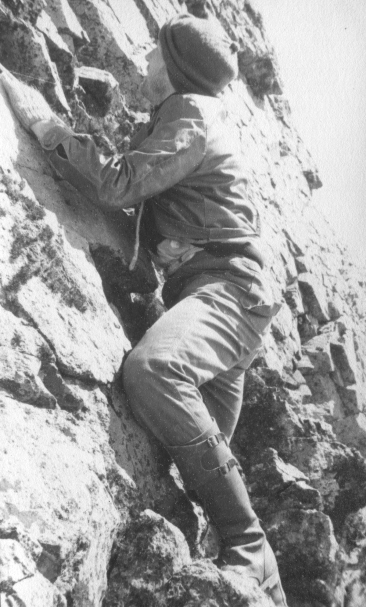 Carlos - Escalando Pared Cerro López