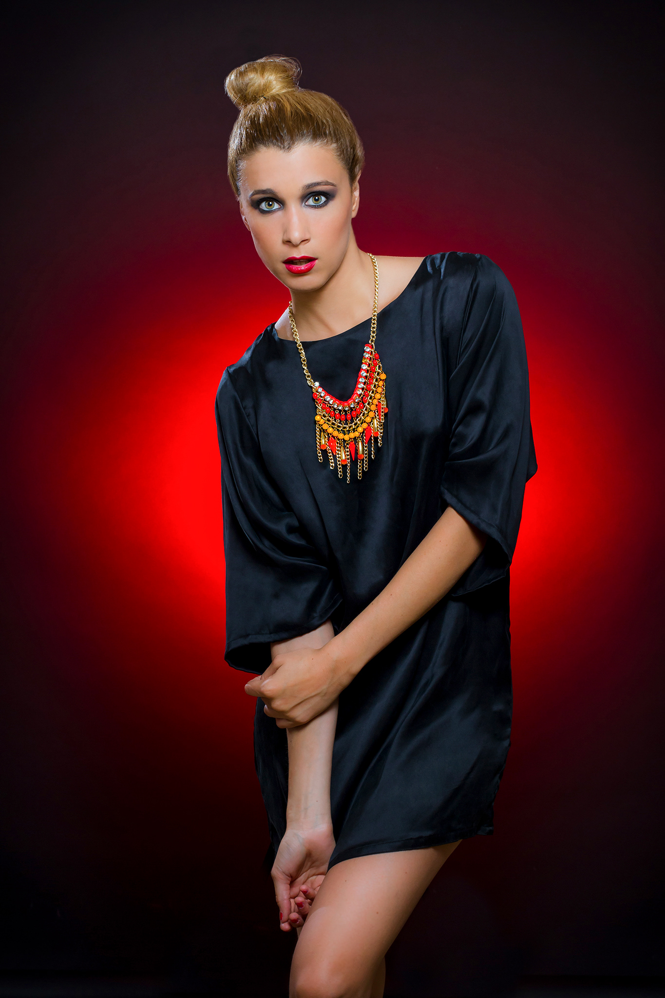 Sesión Estudio temática Agua - Aire - Fuego @ Luisina Pla | modelo Mariana Rojas