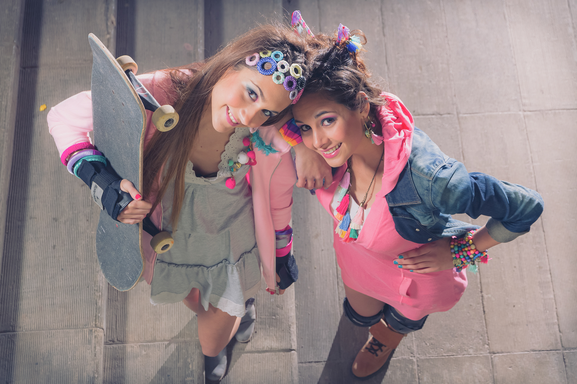 Producción vestidos - maquillaje - accesorios