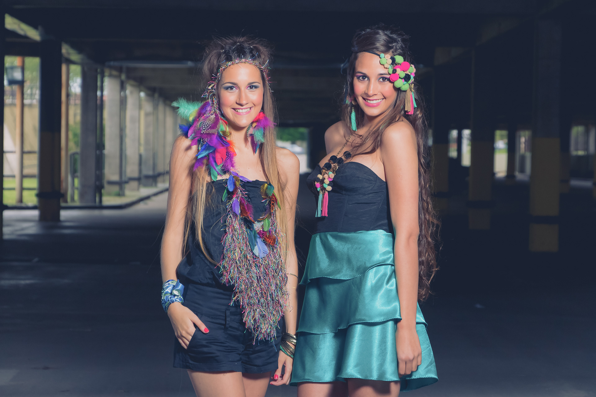 Producción vestidos - maquillaje - accesorios