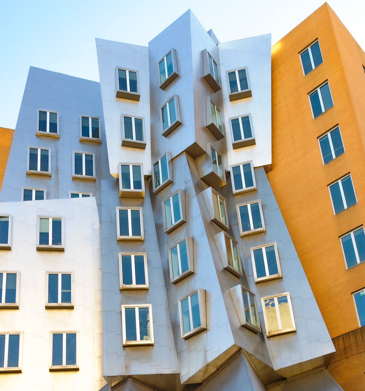 Ray and Maria Strata Center, MIT, Cambridge, MA [Frank Gehry]