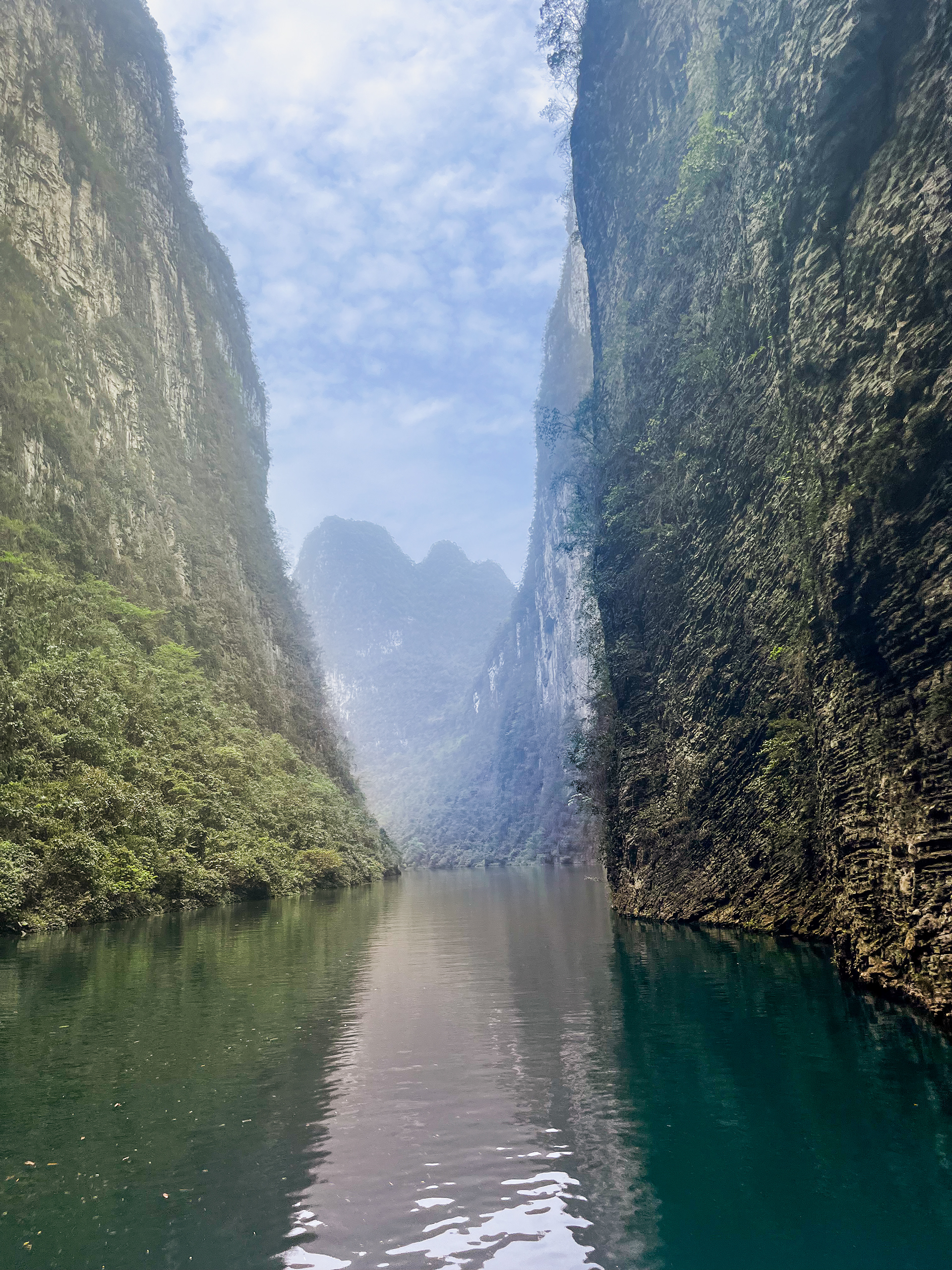 Hechi, China — 2025