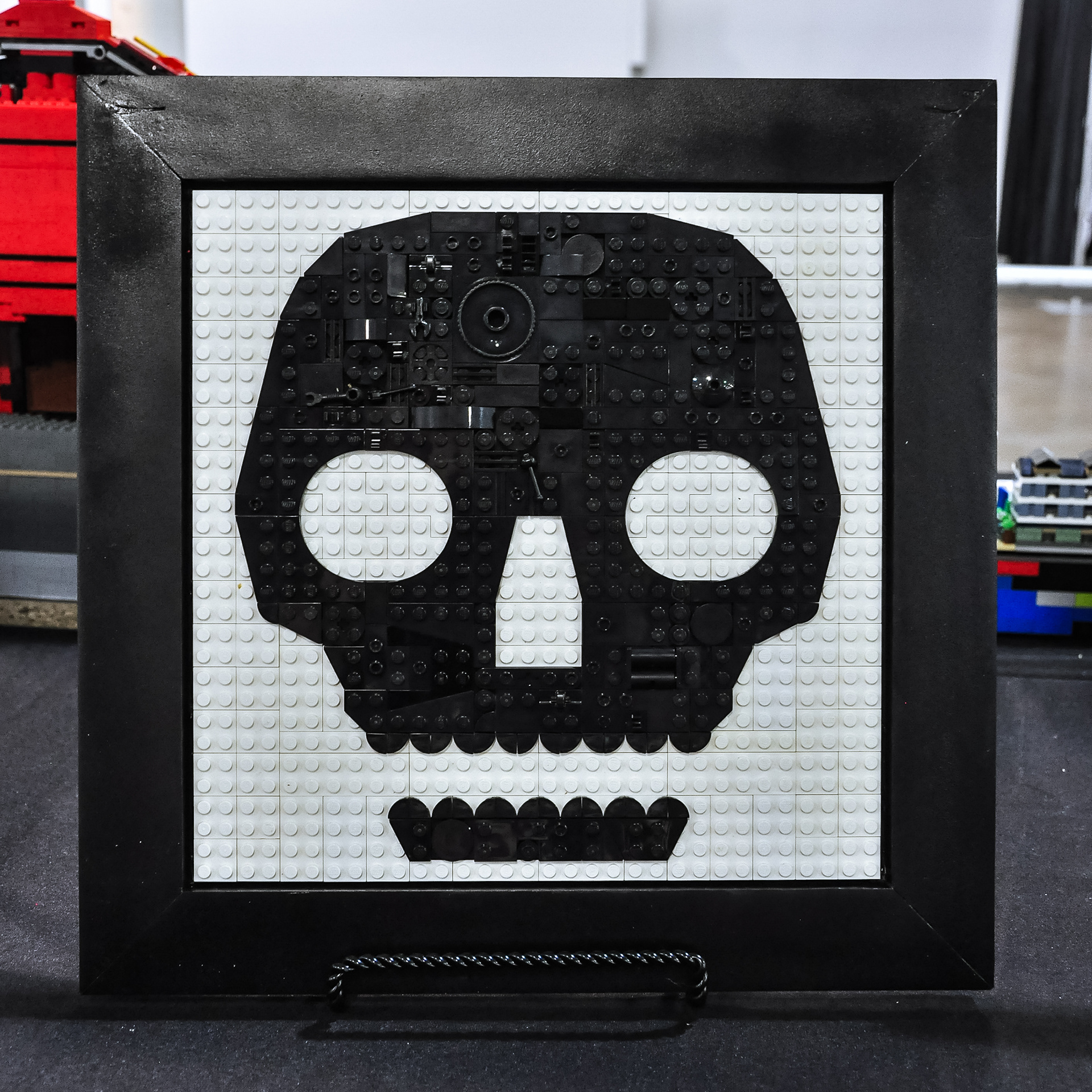 Blockhead Black - December 2022 - 32x32 studs