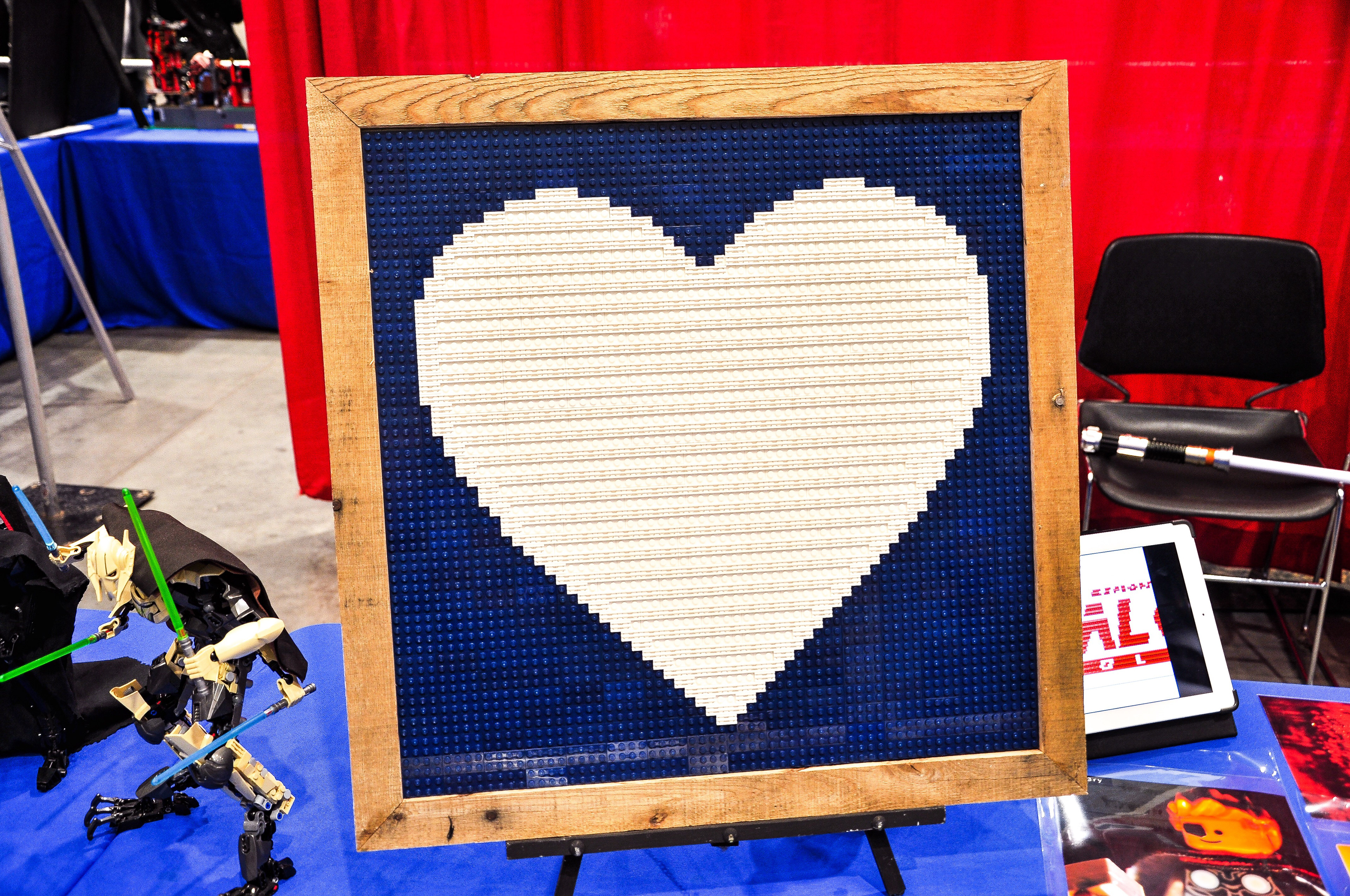 Heart (commission, gift) - December 2018 - 64x64 studs