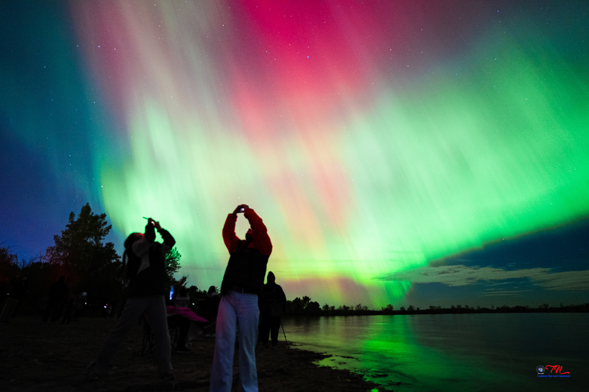 Aurora Borealis at Shirley Bay, Ottawa, ON (Oct 2024)