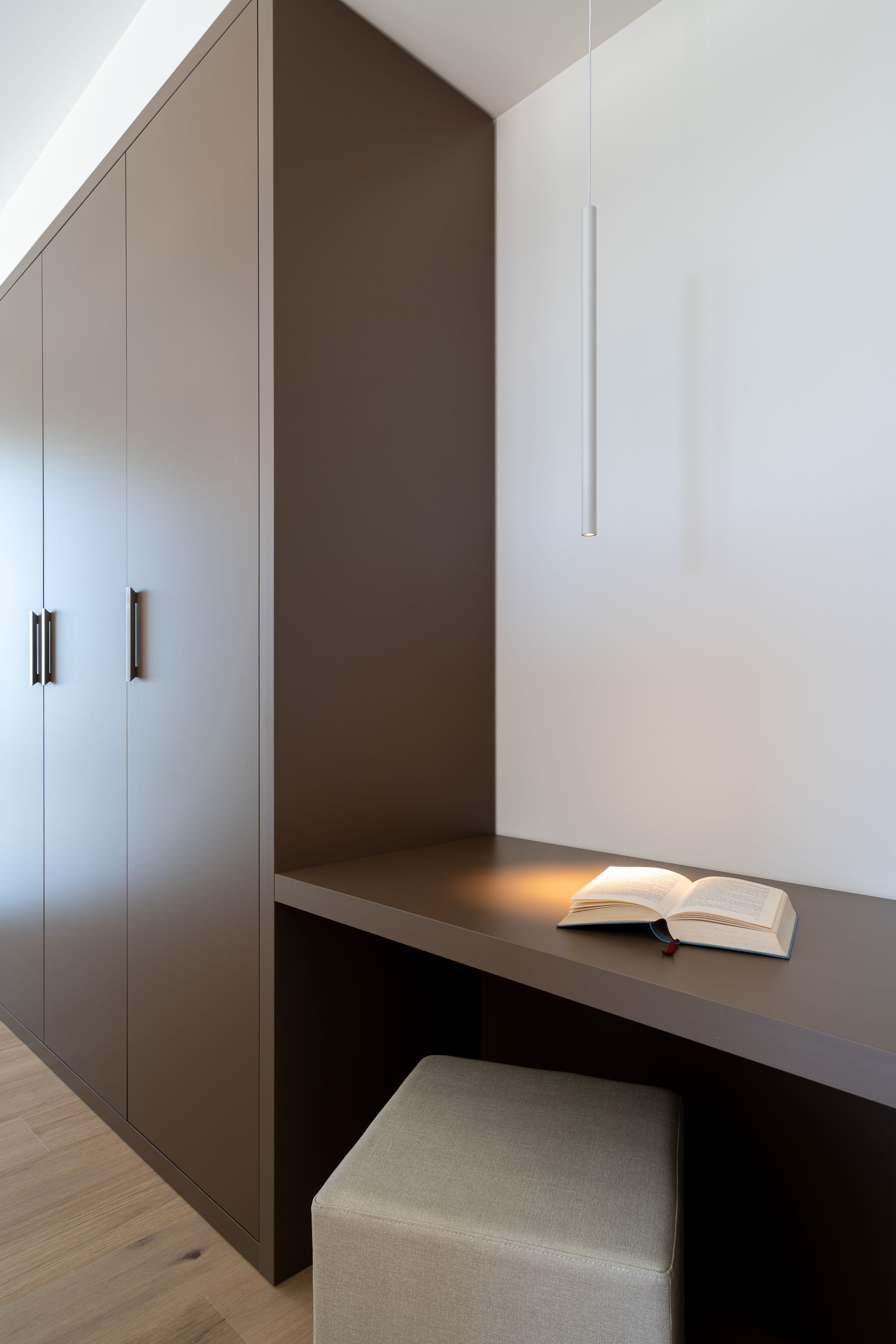 ma_muradorarchitetti: Hotel Bauer&Sporting Jesolo (VE) - Camera 302. Progetto @comacchiocristina @giacomo.murador