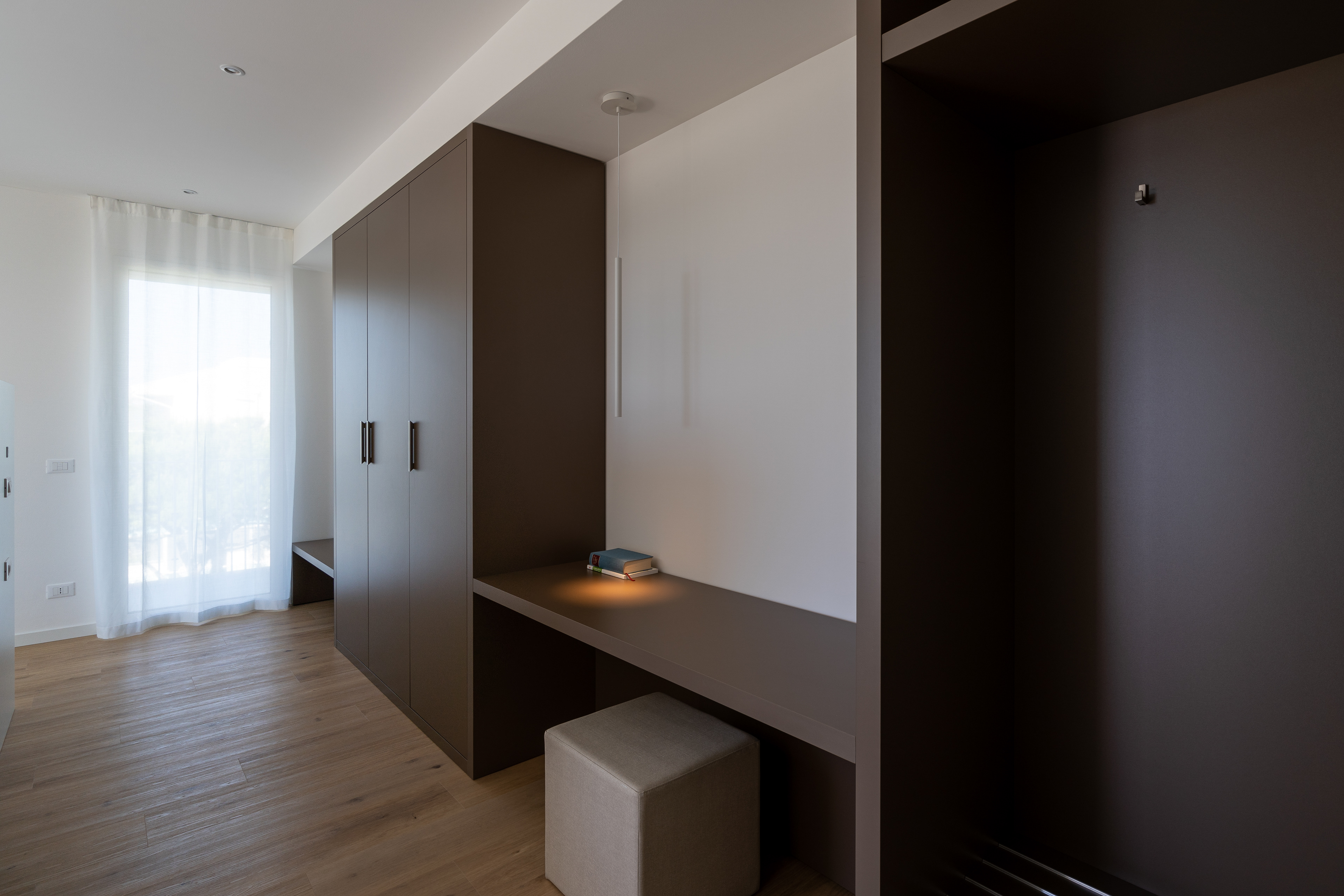 ma_muradorarchitetti: Hotel Bauer&Sporting Jesolo (VE) - Camera 302. Progetto @comacchiocristina @giacomo.murador