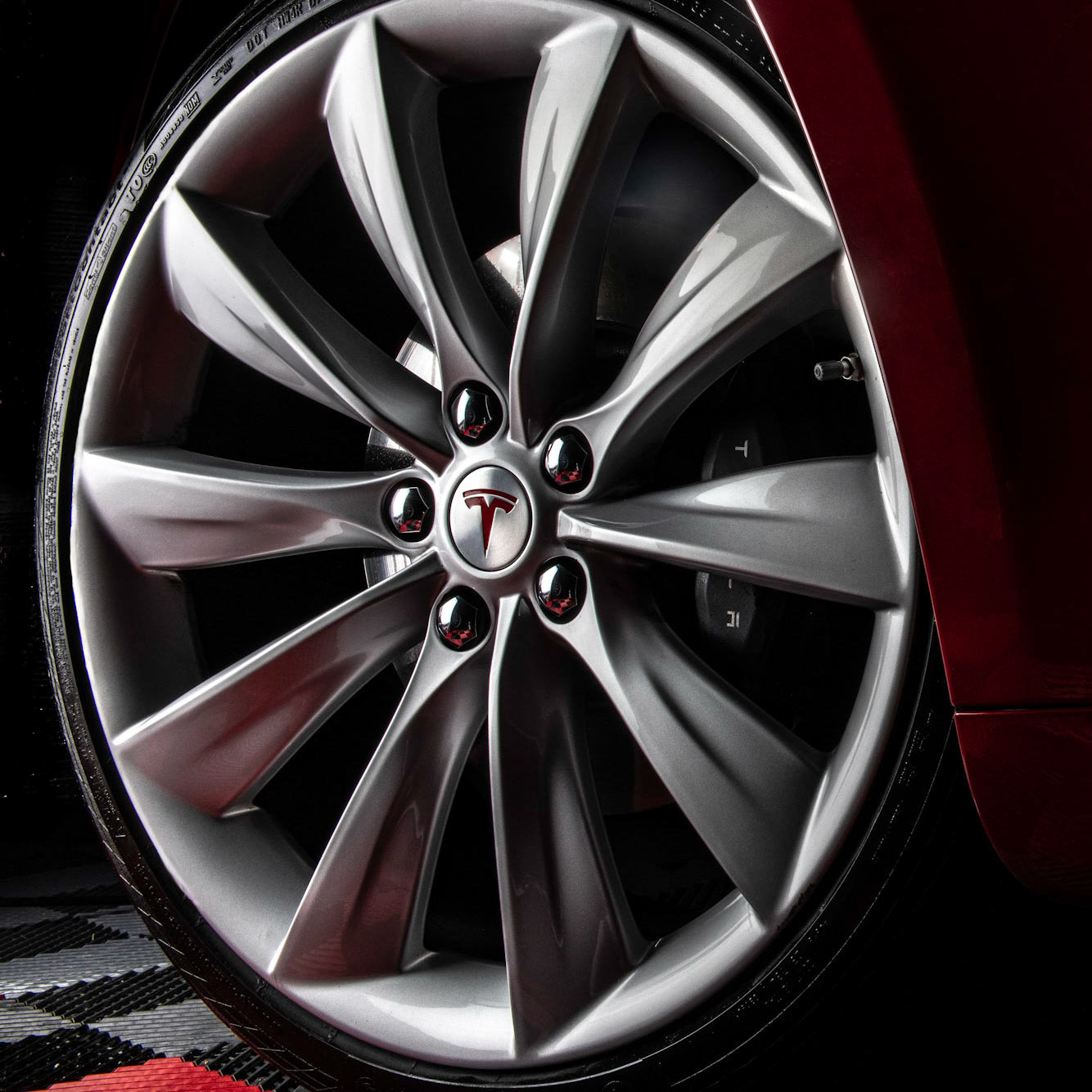 Tesla Model S Wheel