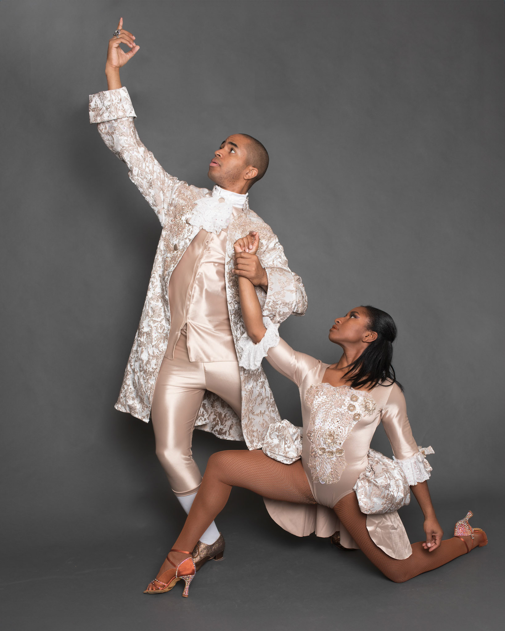 16th Century Dancers