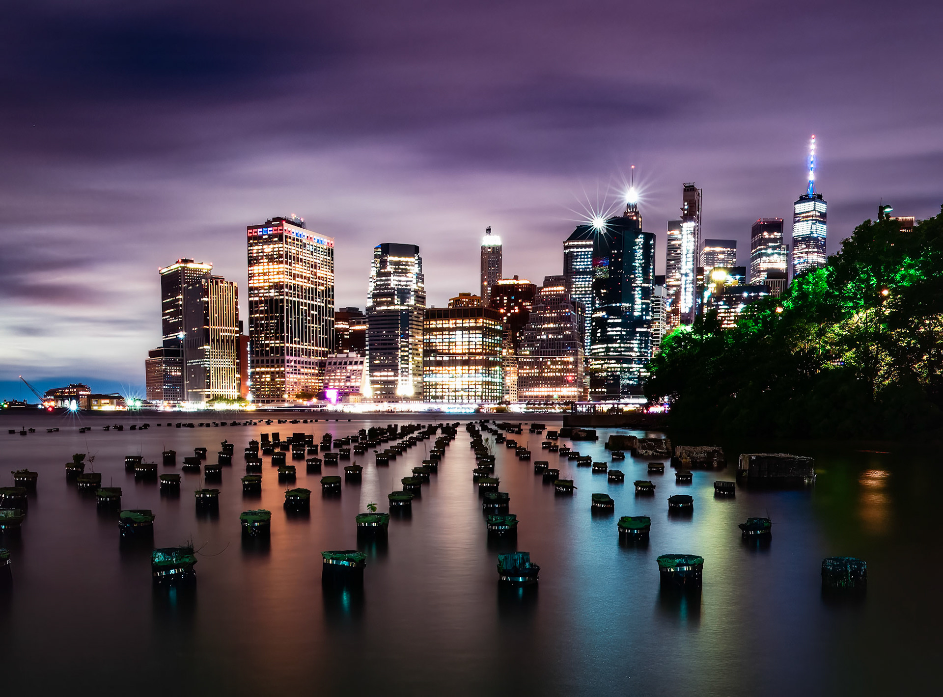View of Manhattan Skyline from Brooklyn Bridge Park