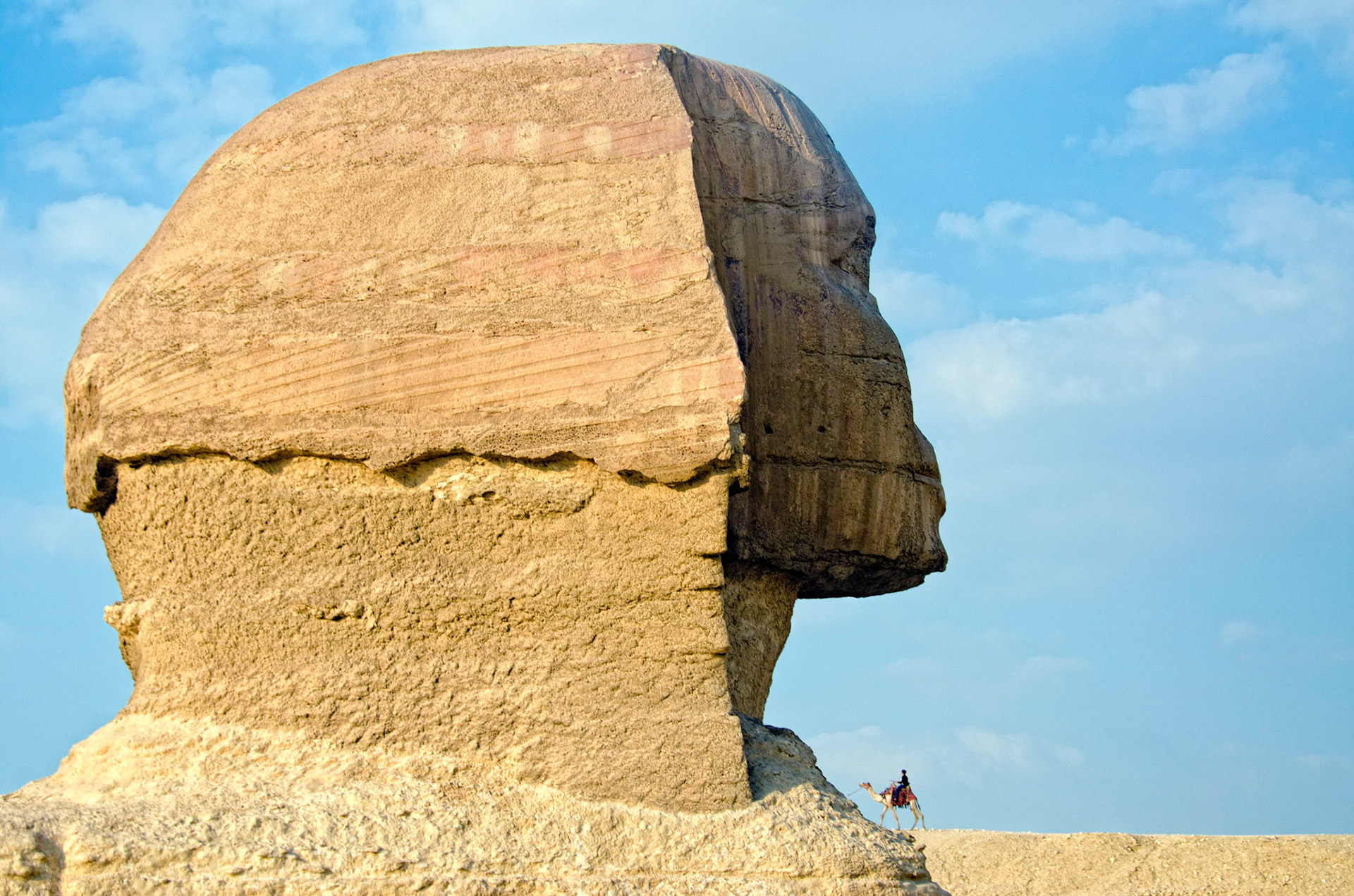 If you look to the right you can see a camel going by :)