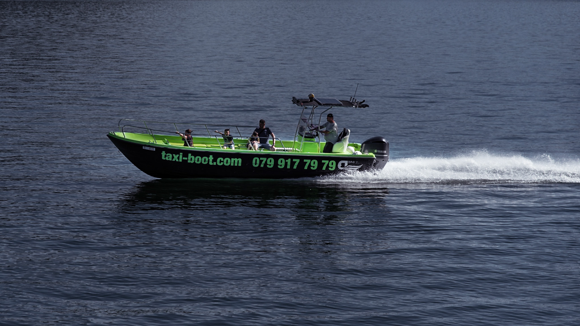 Taxiboot auf dem Lago Maggiore