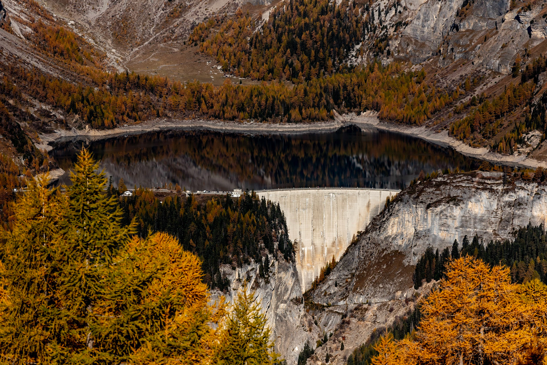 Lac de Tzeuzier