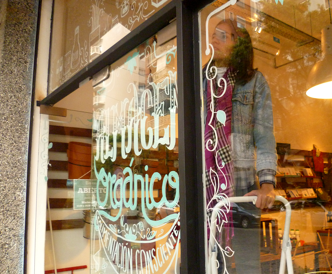 Tienda Orgánica / Lettering en Vidriera