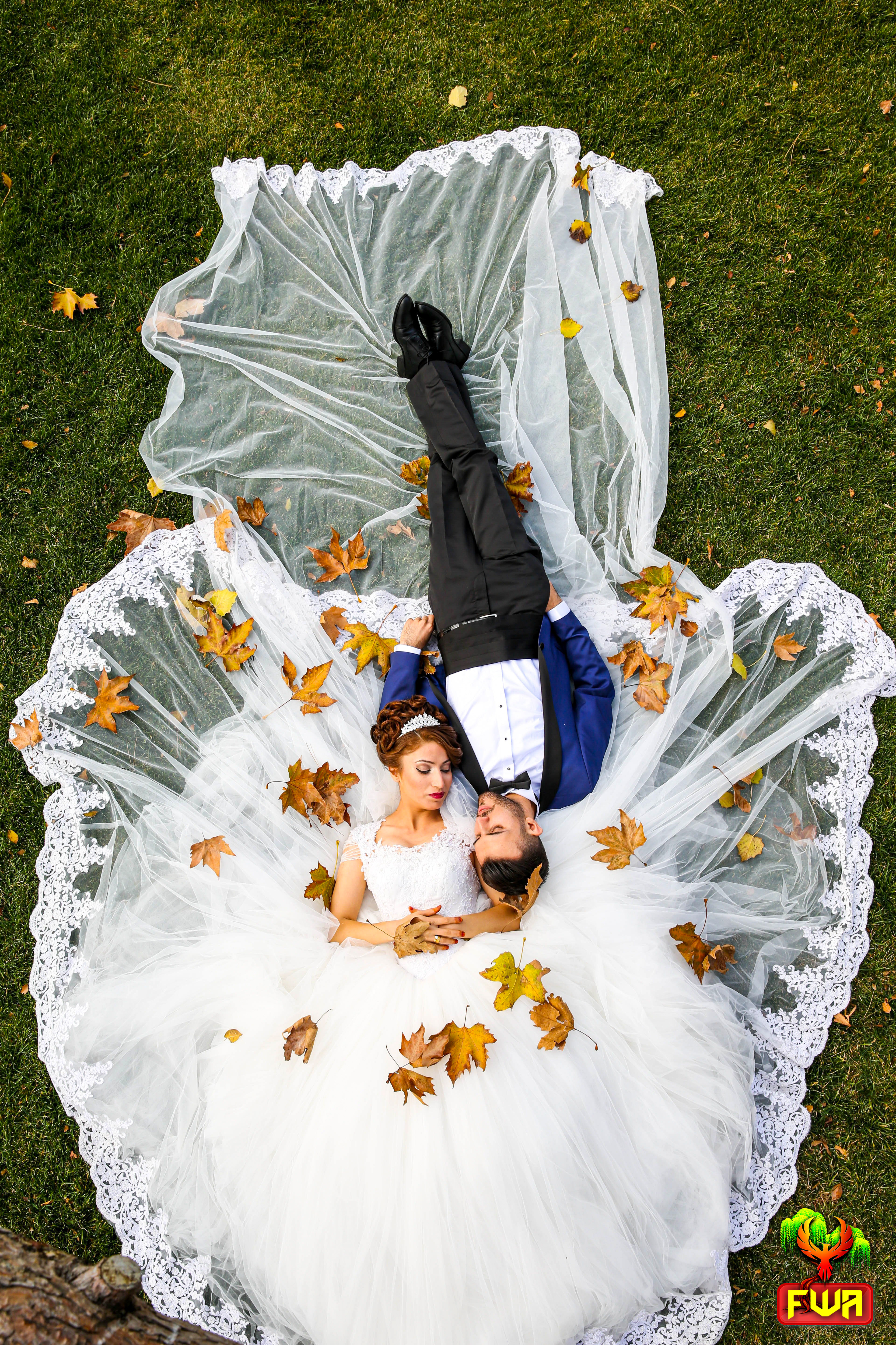 KELSEY & MARK