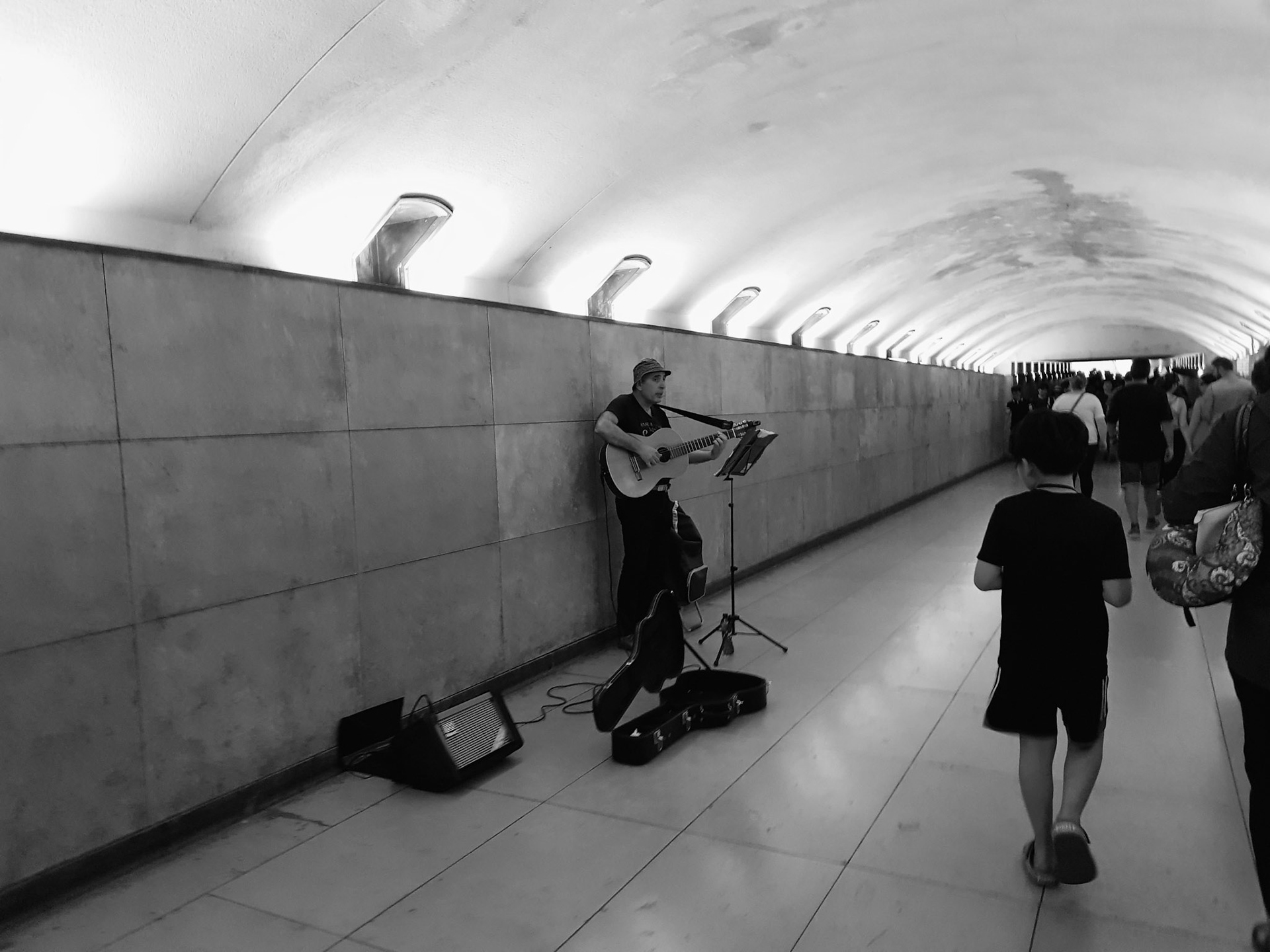Tunnel of L'Arc de Triomphe 