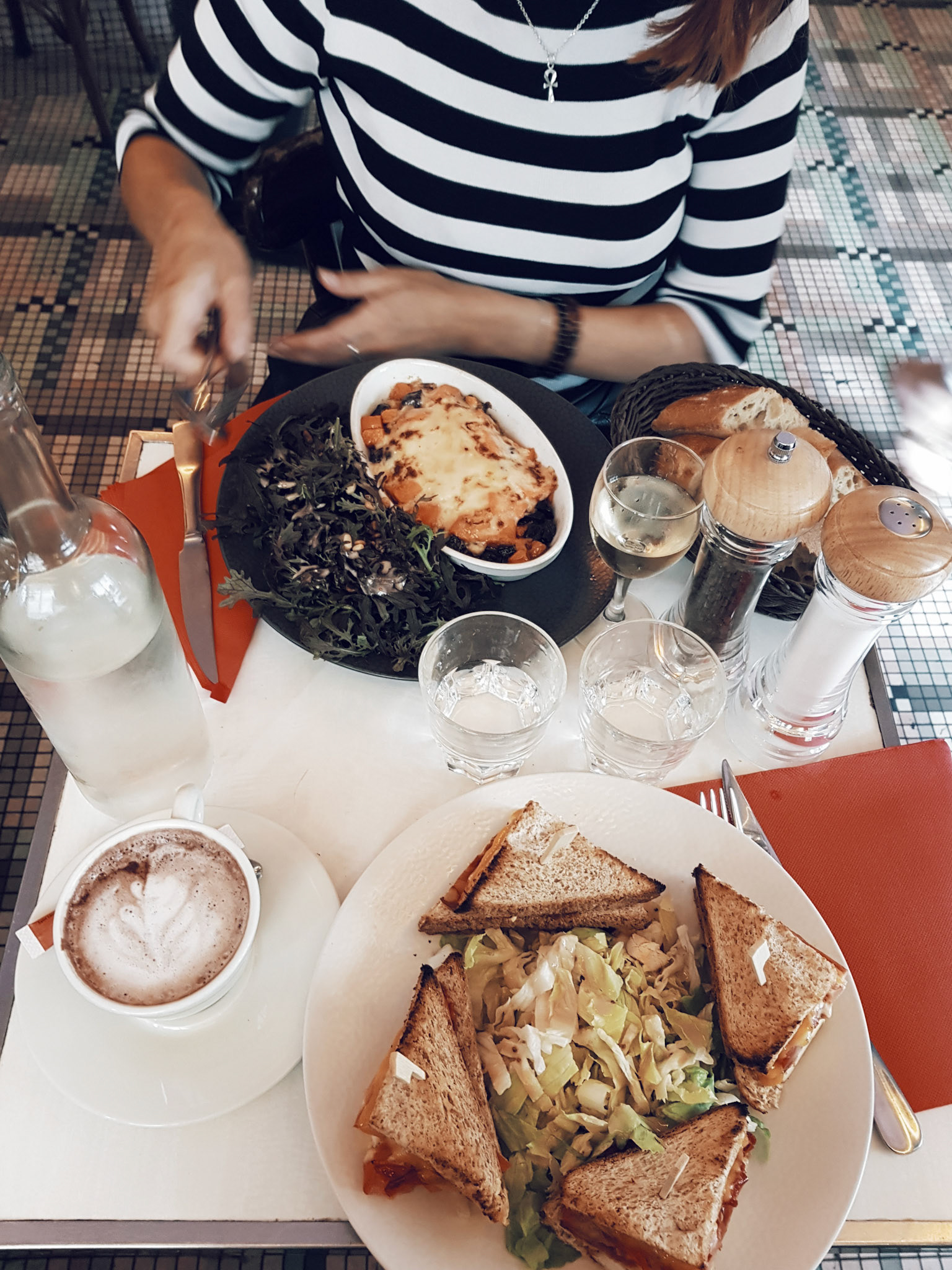 Cafe des Deux Moulins