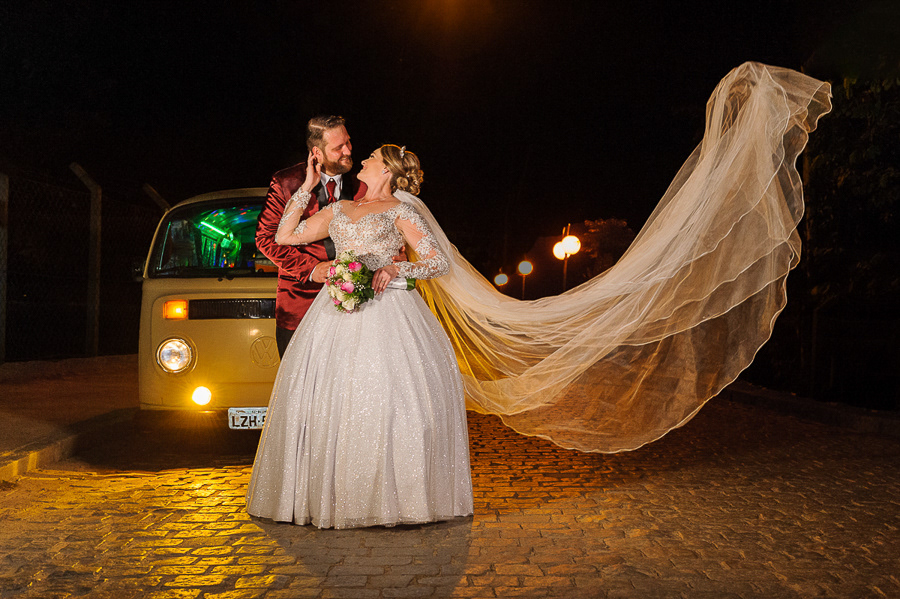 Casamento de Gracieli e Diego, realizado na Igreja na Rua Philipp Bauler, 1514 - Testo Salto - Blumenau - SC Festa no salão C.C.T Testo Salto - Blumenau - SC