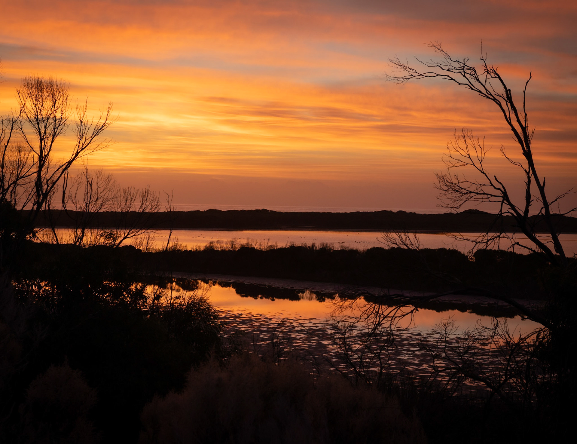 17 Sunrise at Cameron Inlet - Flinders Island - Tasmania - Austrralia