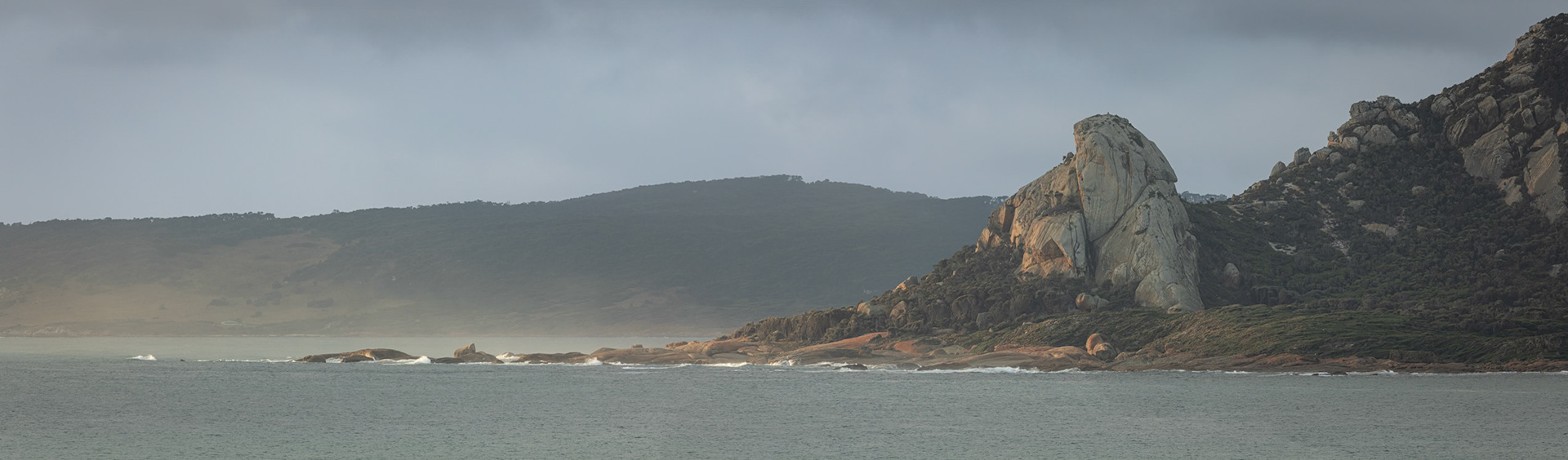 Flinders seascape - northern Flinders Island, Tasmania