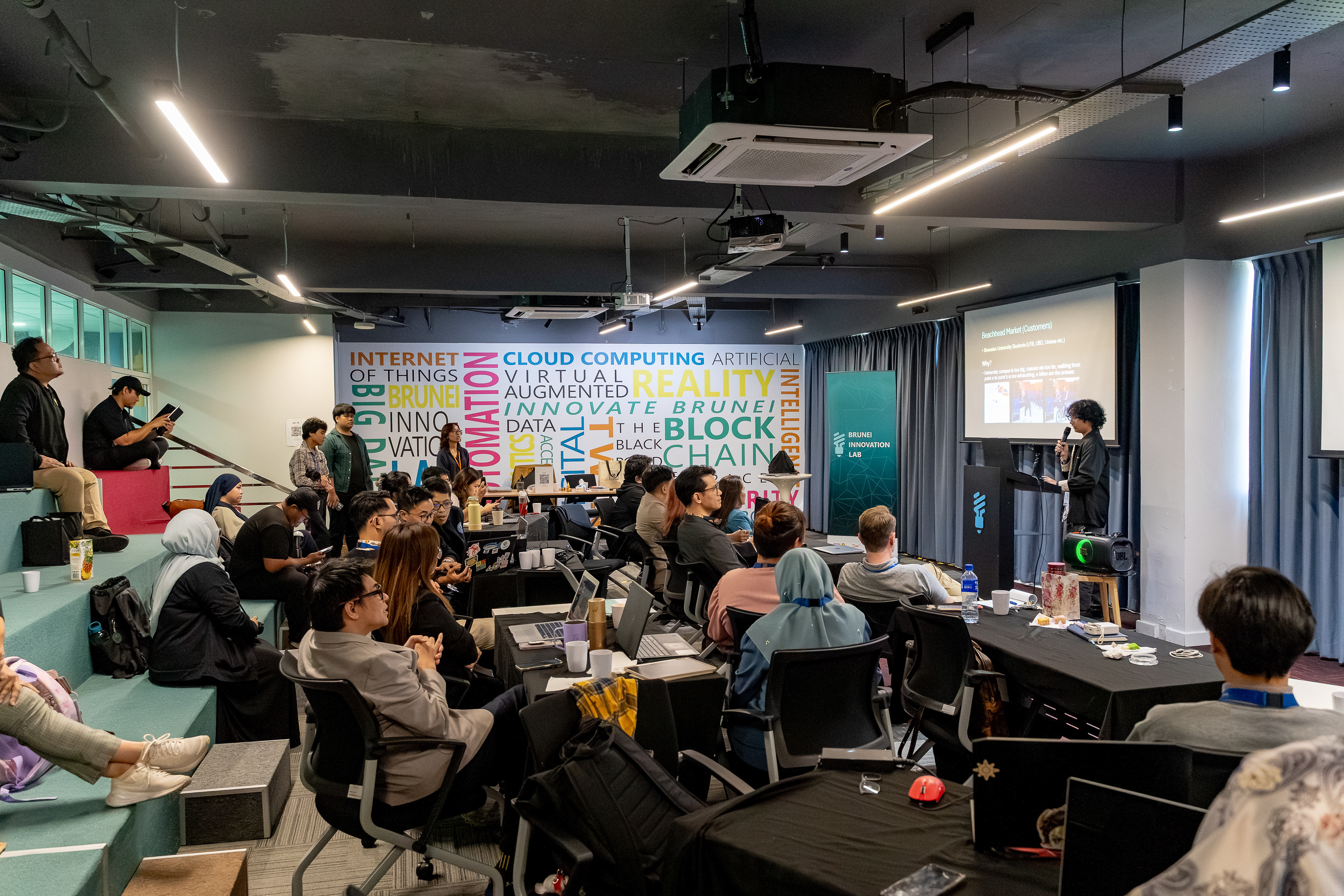 Participants presenting @ AI 1st Creative Future Lab | Apr 2026