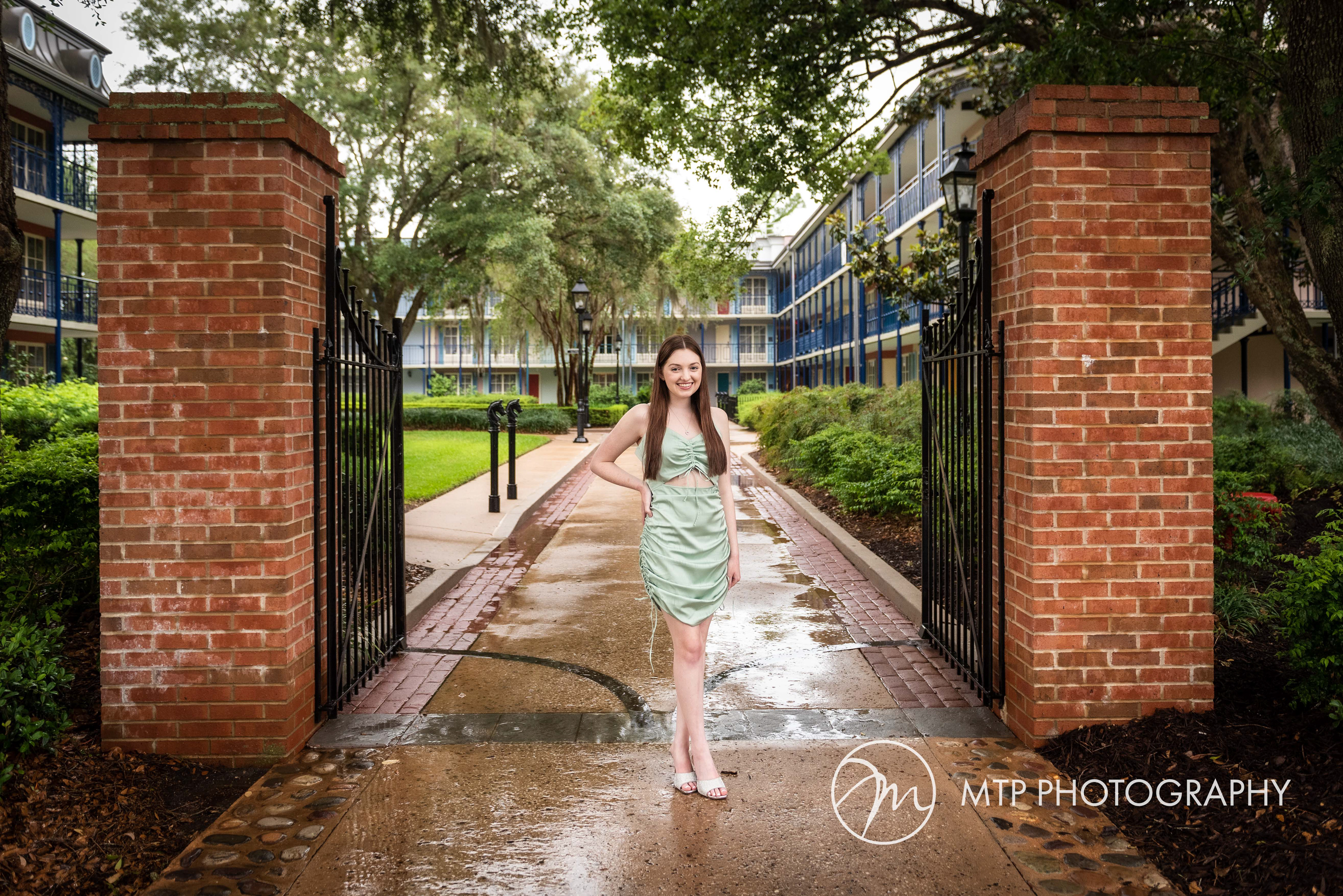 Disney Port Orleans French Quarter Senior Photographer