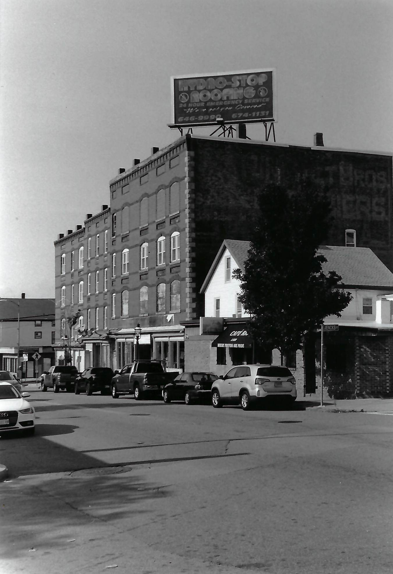 "Pleasant St." 2022