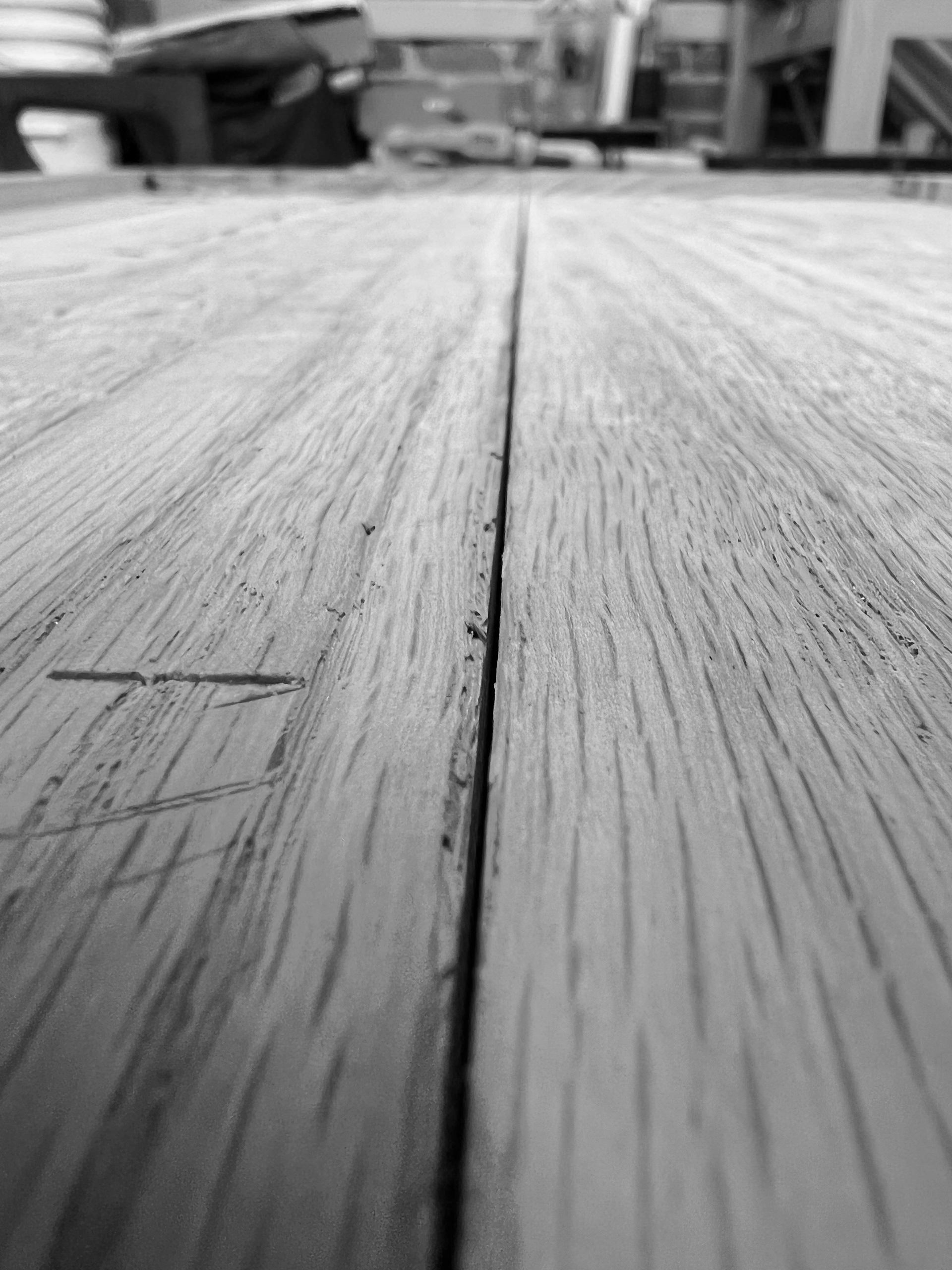 Pre-glue up, I was worried about this center seam, so I planned to make some filler using sawdust and glue.