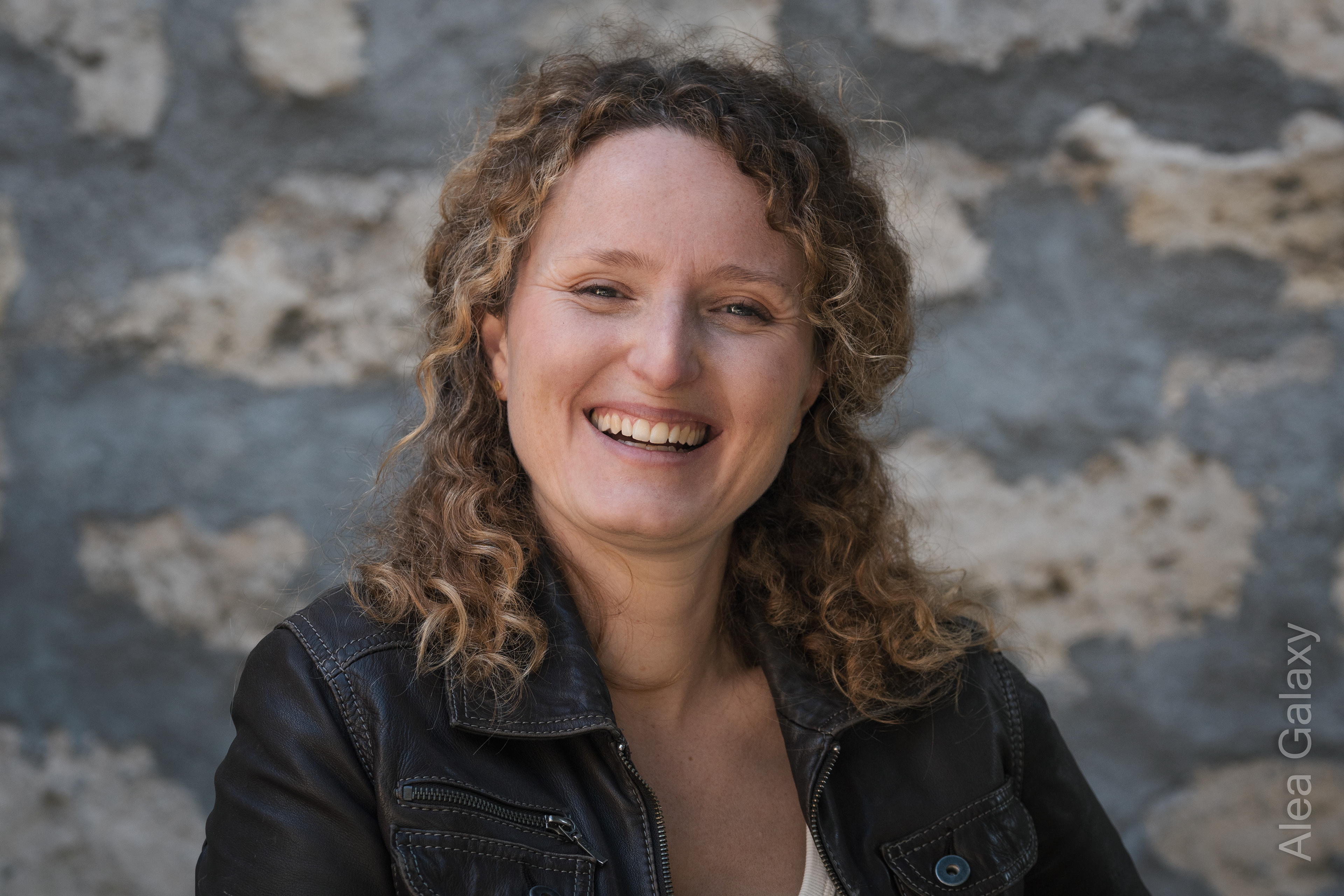 Julia Boutteville, comédienne (@julia.boutteville)