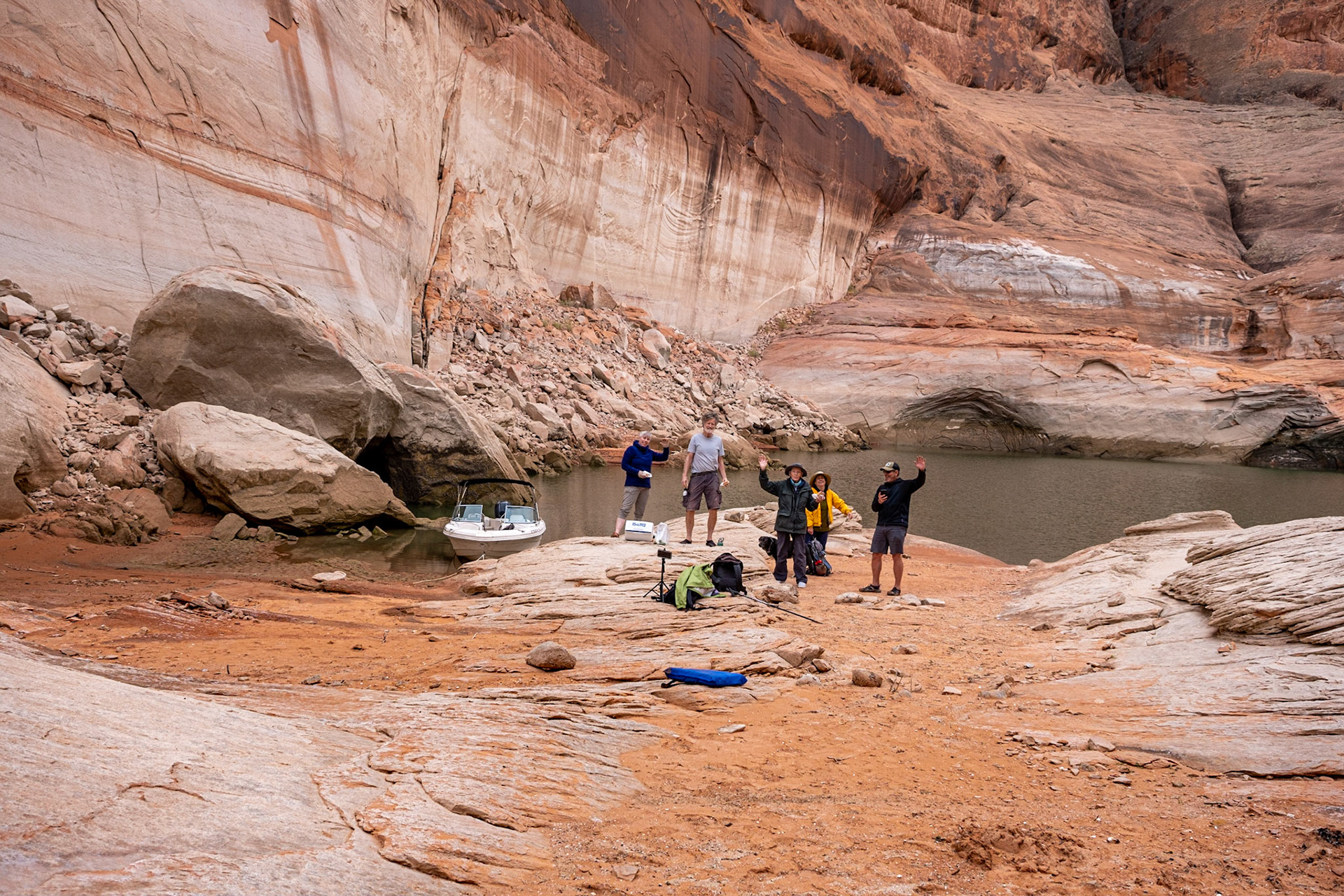 Arrived at Escalante and had a lunch picnic.