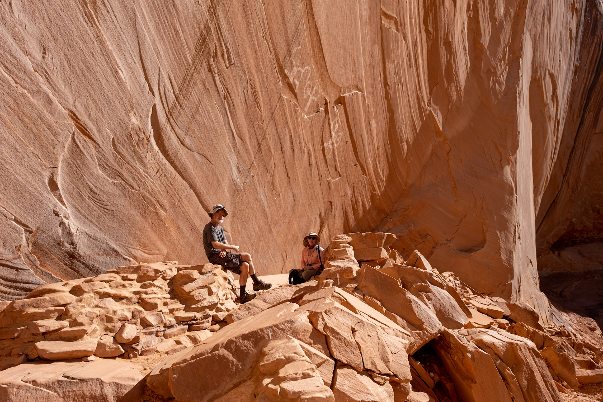 Pat and Leslie enjoying the scenery.