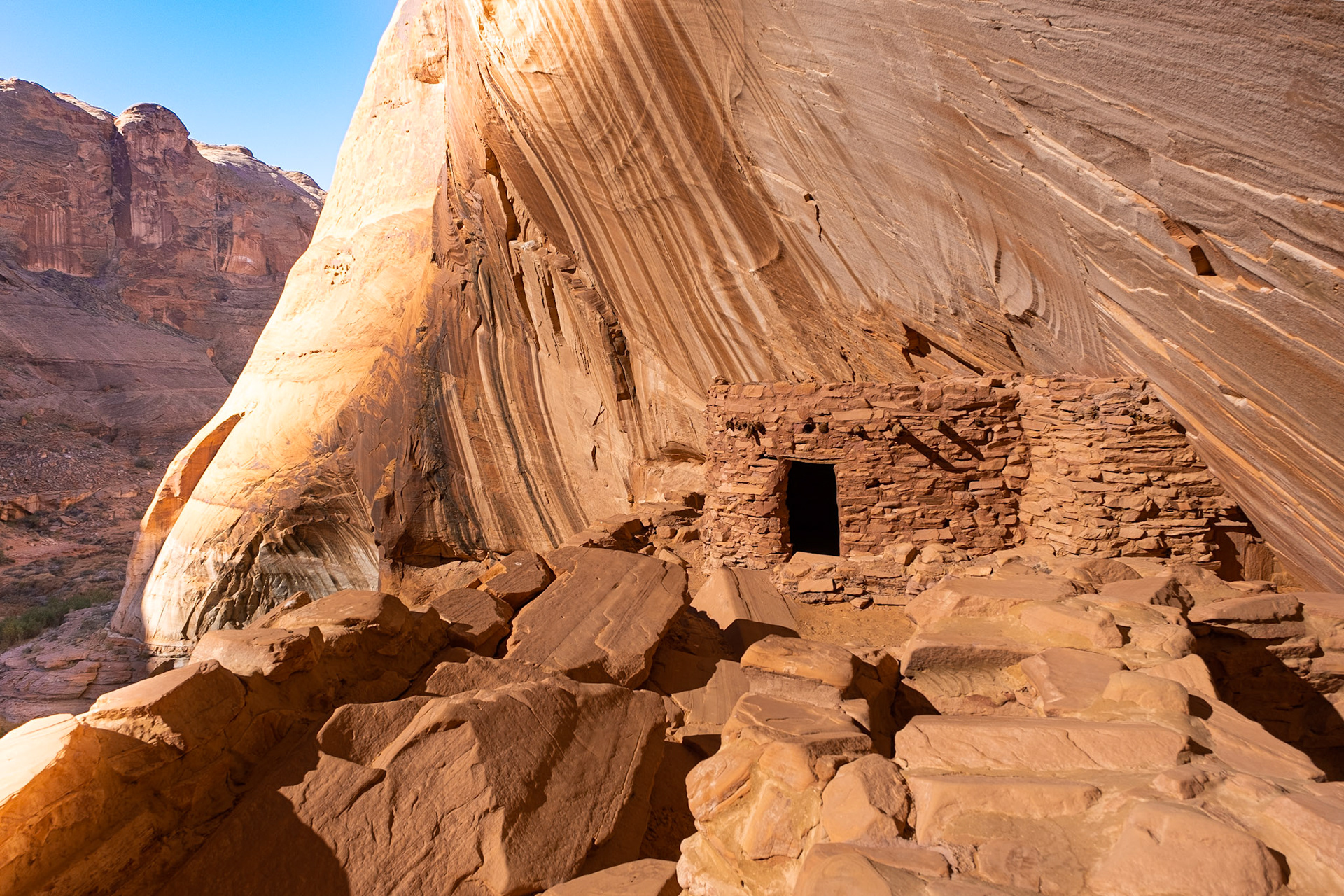 There was a kiva and a storage room.