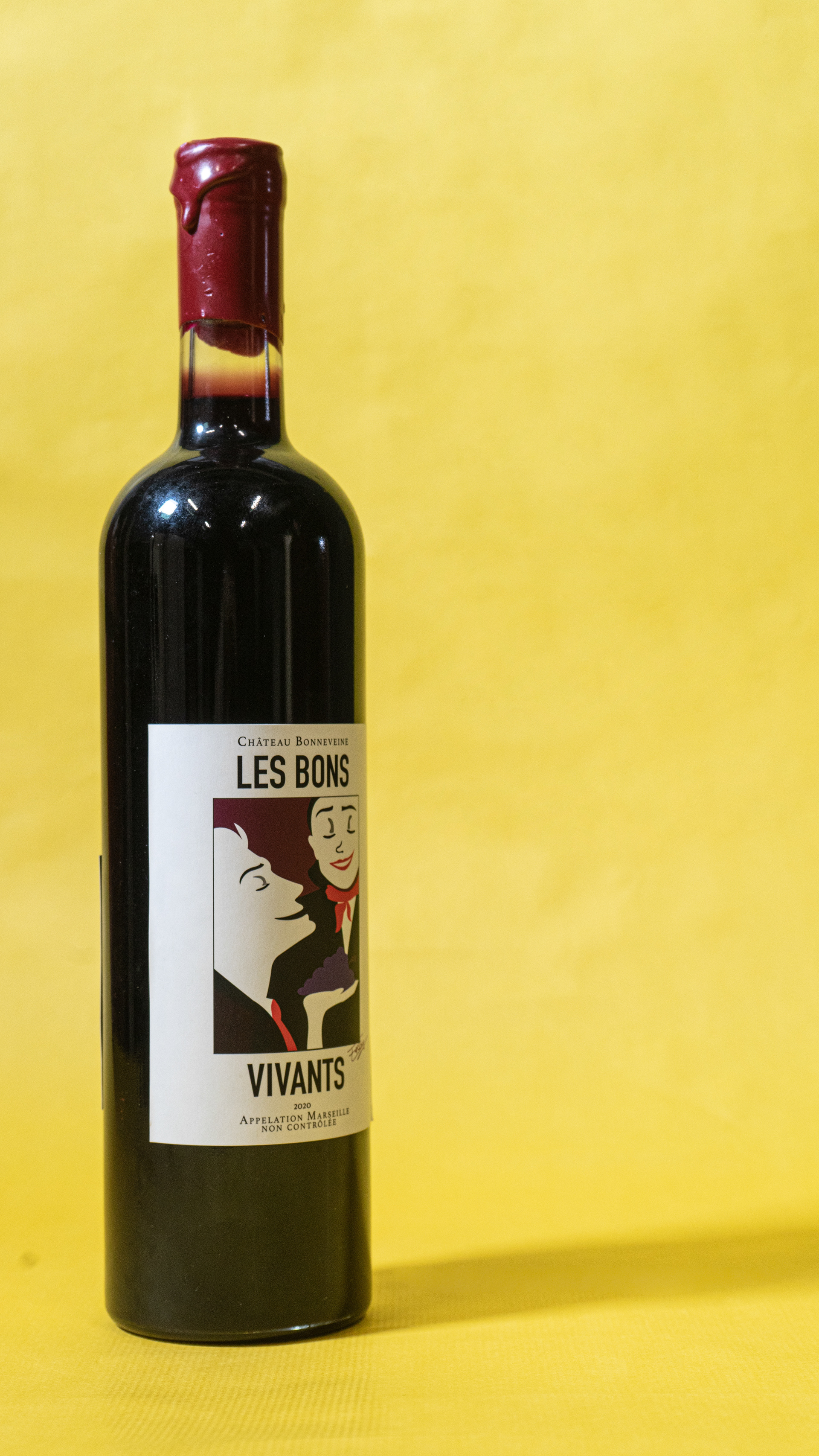 Étiquette présentant l'identité de cette cuvée de vin rouge.