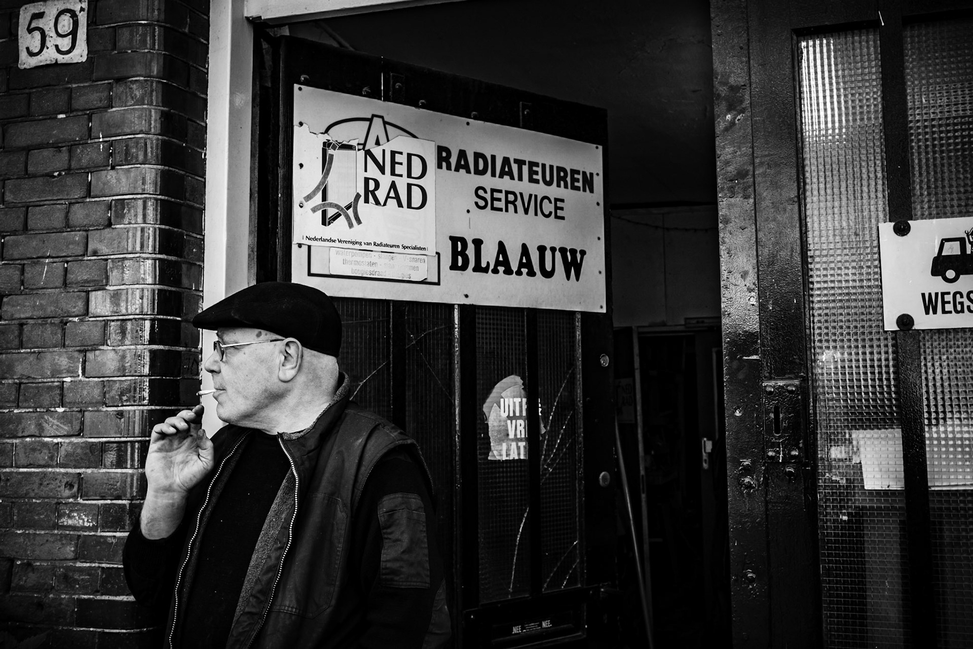 Het cement van de wijk 01