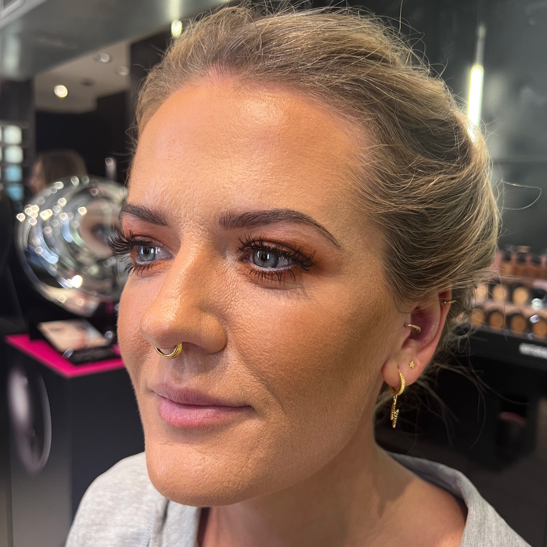 warm autumnal eye and full coverage bronzed base