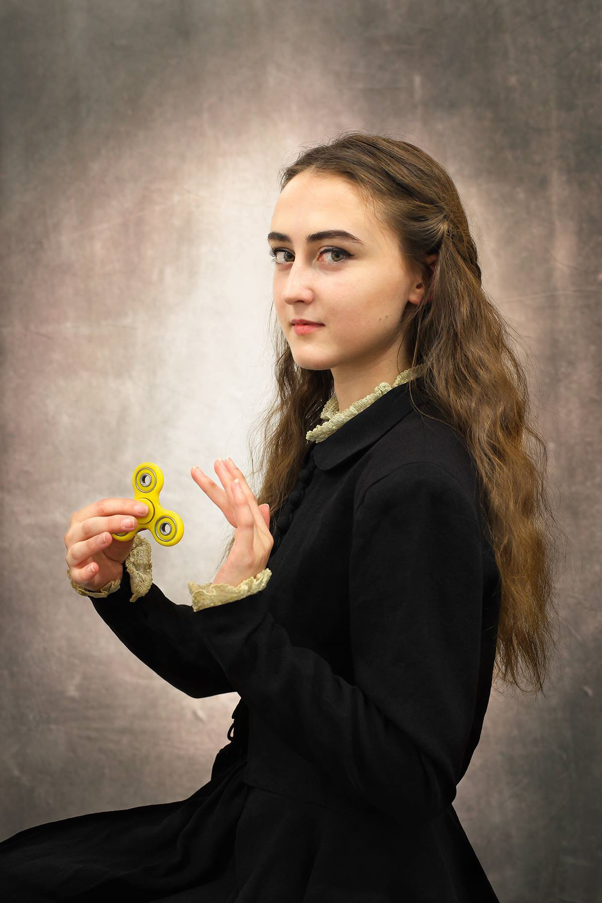 Artist Kirsty Holm- 'Girl With a Fidget Spinner'