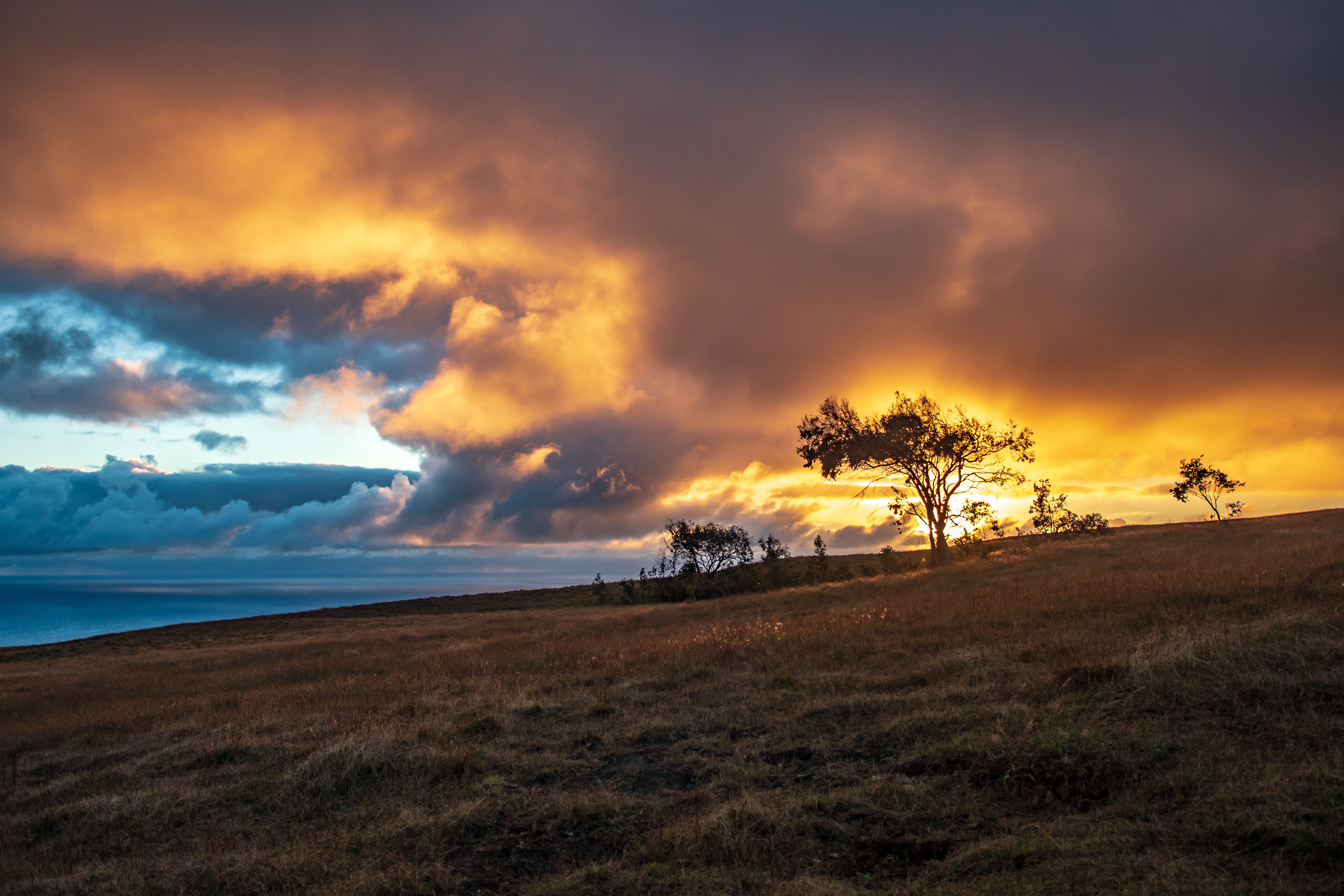Nubes de Rapa Nui - Cristián Rojas Vallés ©