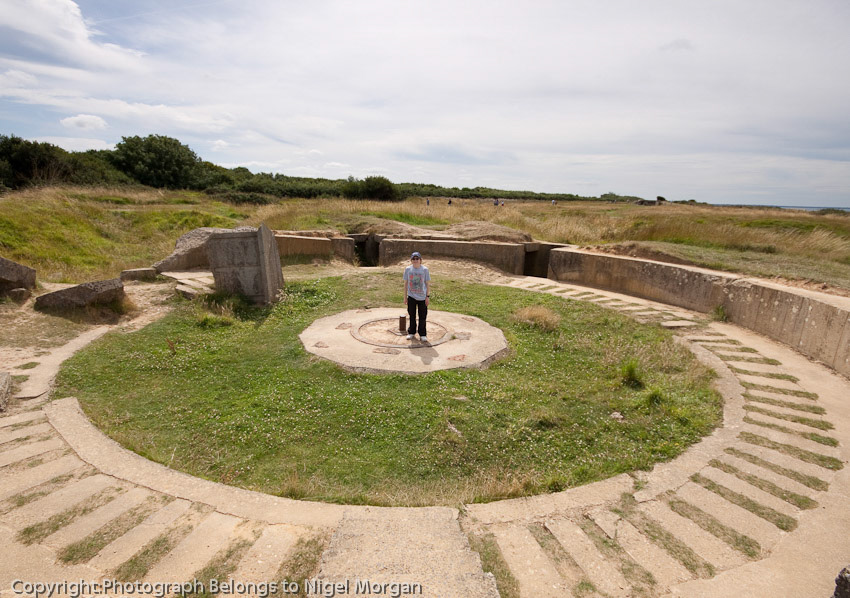 The Guns at Pointe Du Hoc had been relocted further inland prior to invation by orders of Rommel.