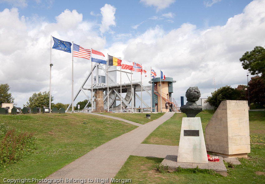 Major John Howard - "D" Company, 2nd Oxfordshire and Buckinghamshire Light Infantry - Memorial