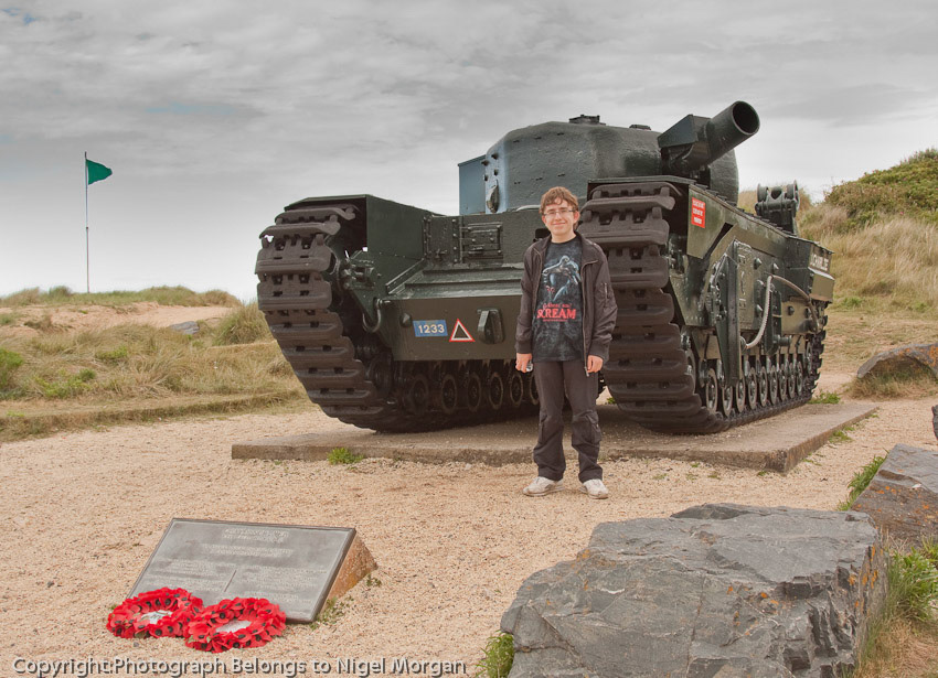 Memorial Tank - Churchill VIII (with 95 mm howitzer)