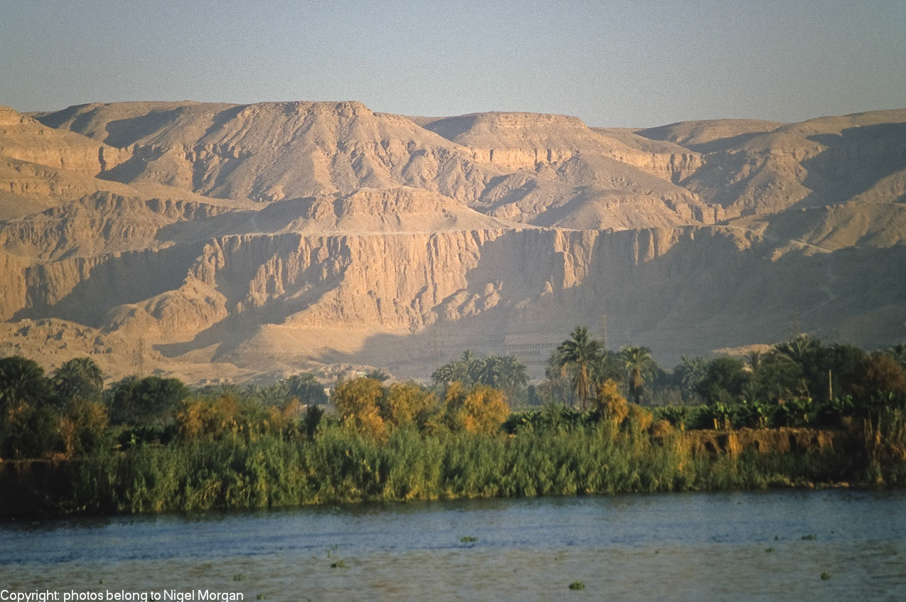 Temple of Queen Hatshepsut in the distance.
