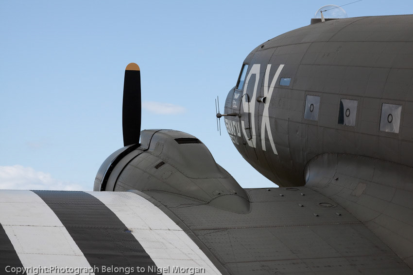 Battery. The garrison was estimated to contain 160 men, manning 15 to 20 weapons pits, each containing 4 to 5 machine guns and possibly three 20mm anti-aircraft guns.