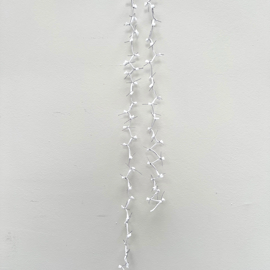 345 lines, 14th July, leftover cutoffs of wick from a previous drawing (see 327 lines) were reconnected. Wick (173 pieces) and sewing thread (172 bits). Length approx 2 m.