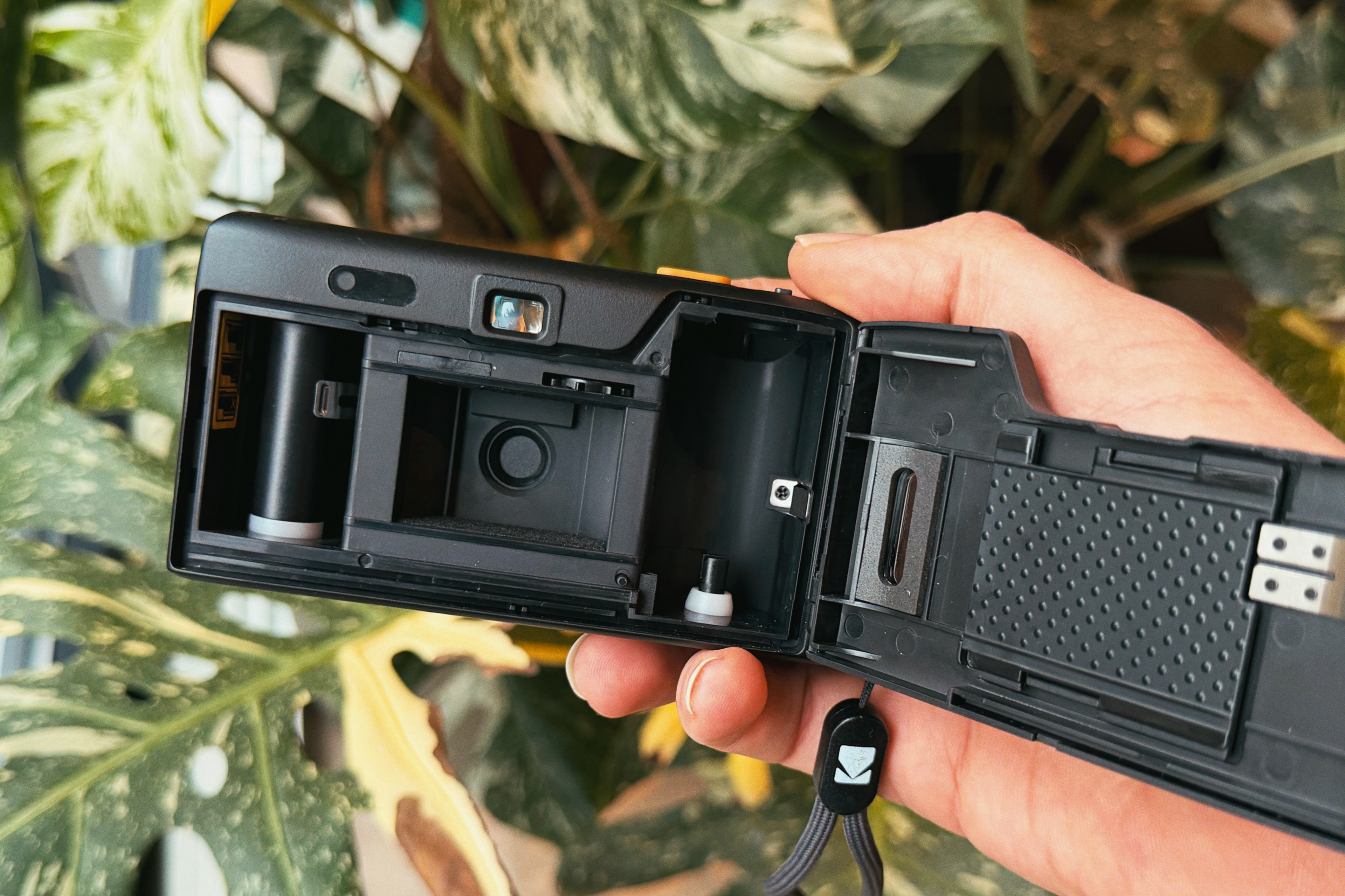 Kodak Snapic A1 35mm film camera in Rhino Grey, inside view.